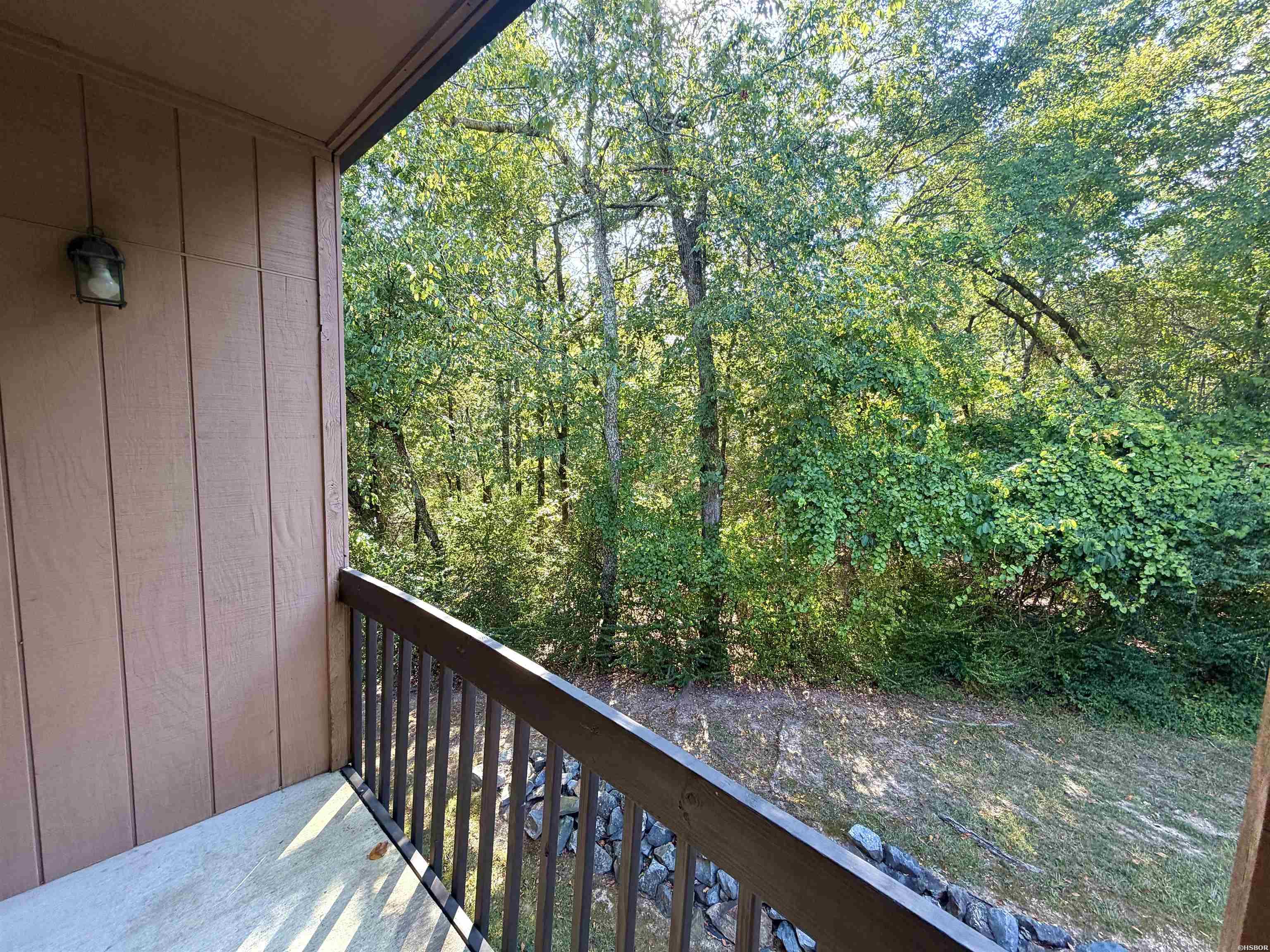 1100 Woodlawn Avenue Property Photo 9