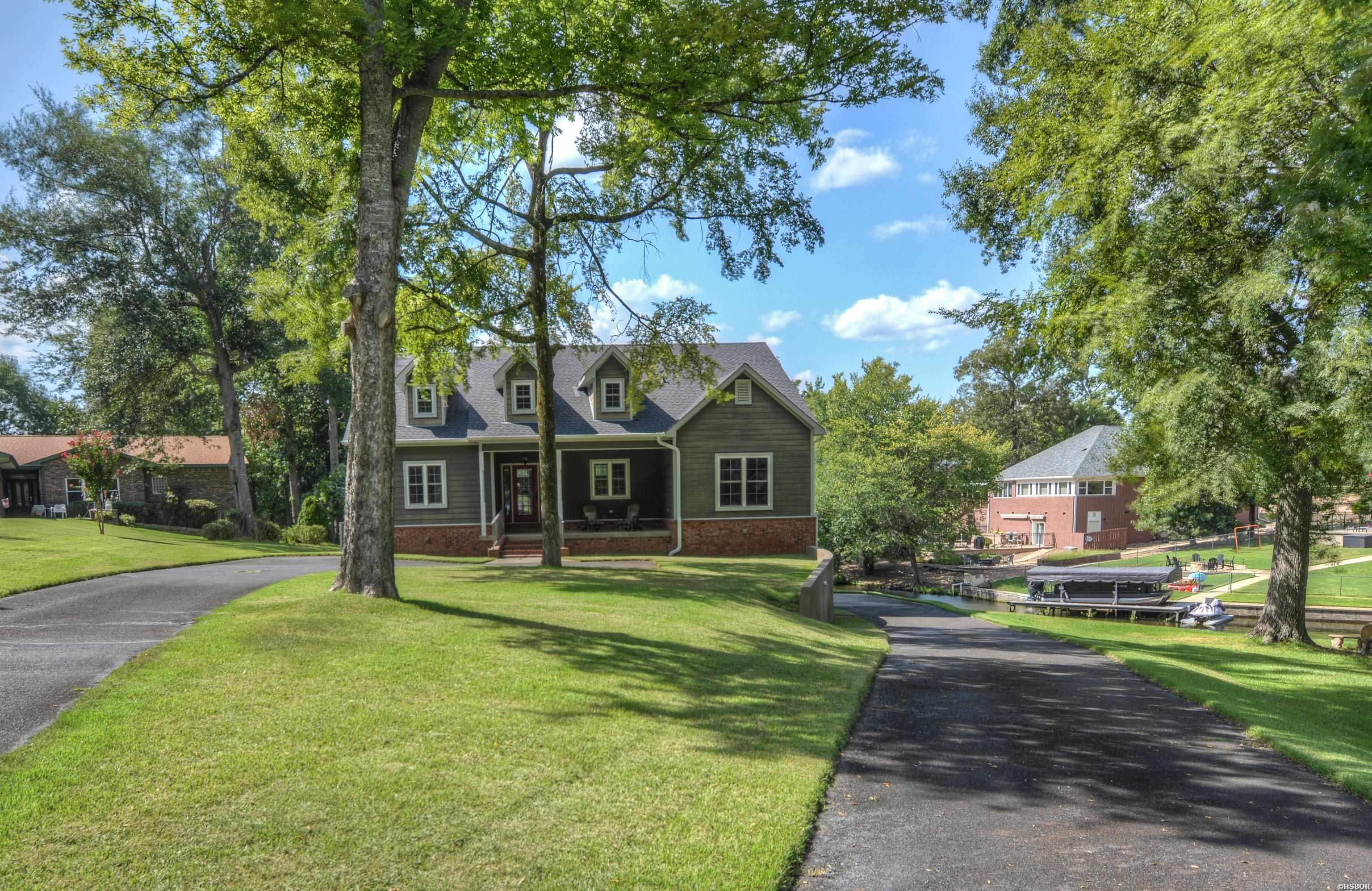 150 Heatherwood Drive Property Photo 4