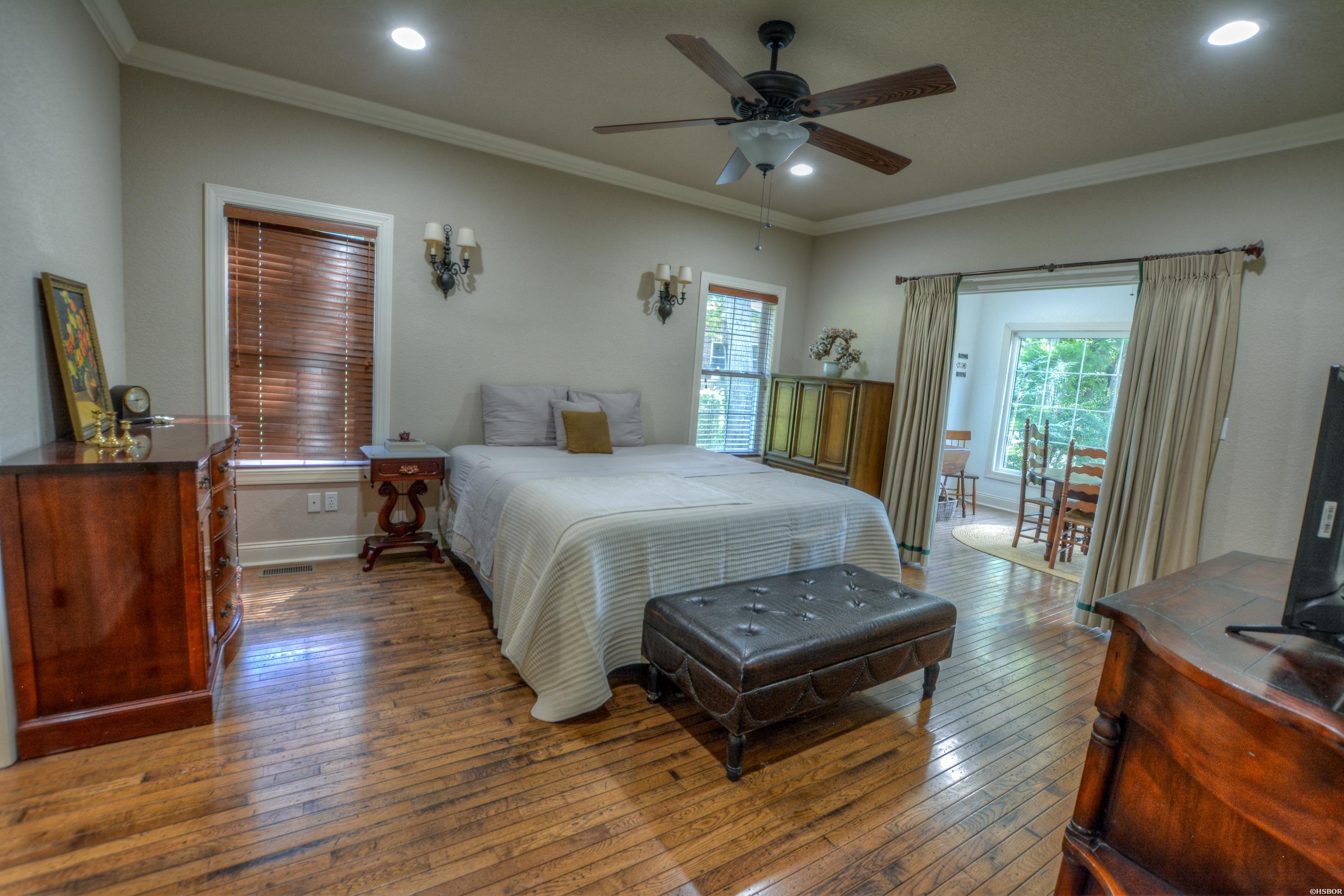150 Heatherwood Drive Property Photo 18