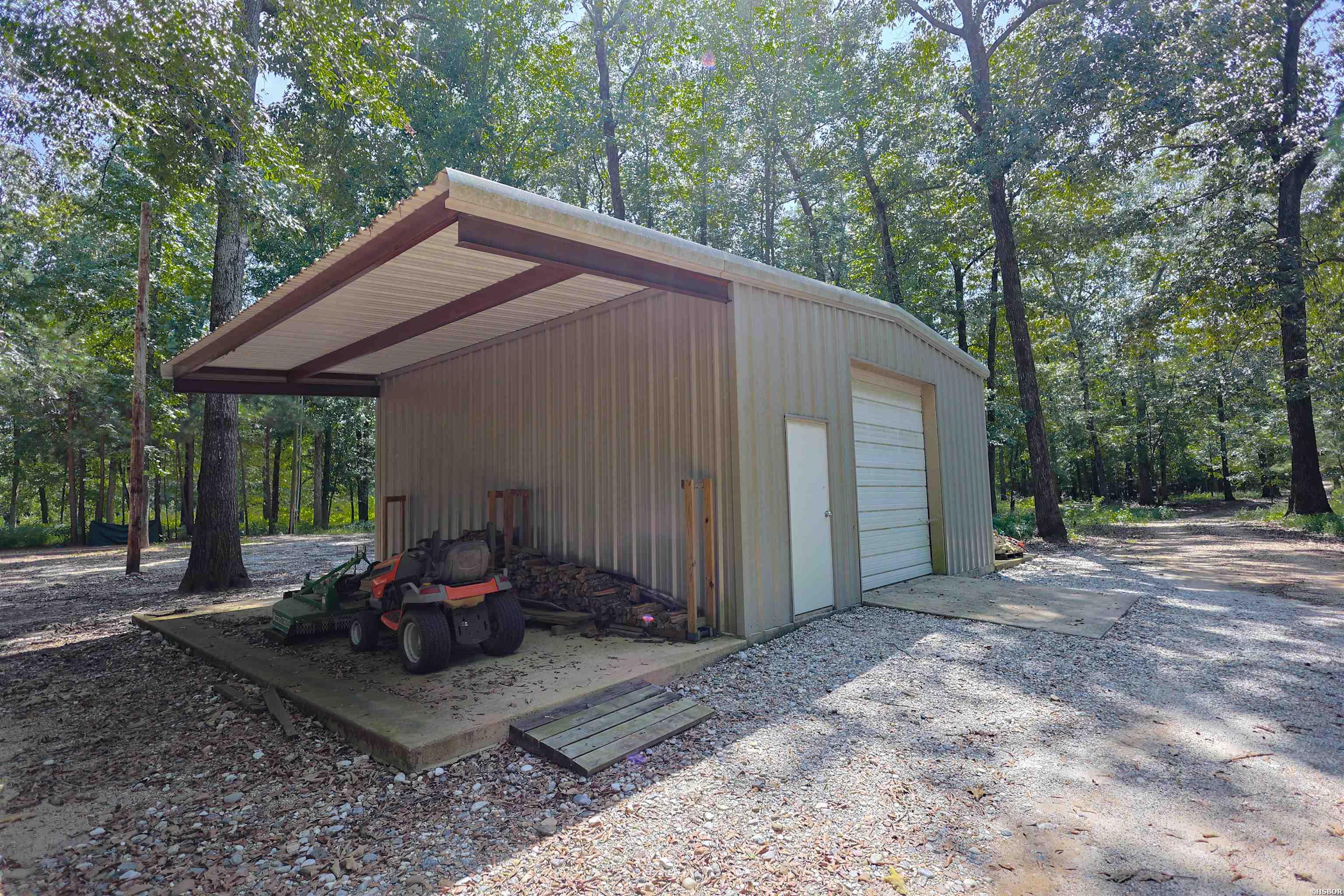 81 Rainbow Lane Property Photo 43