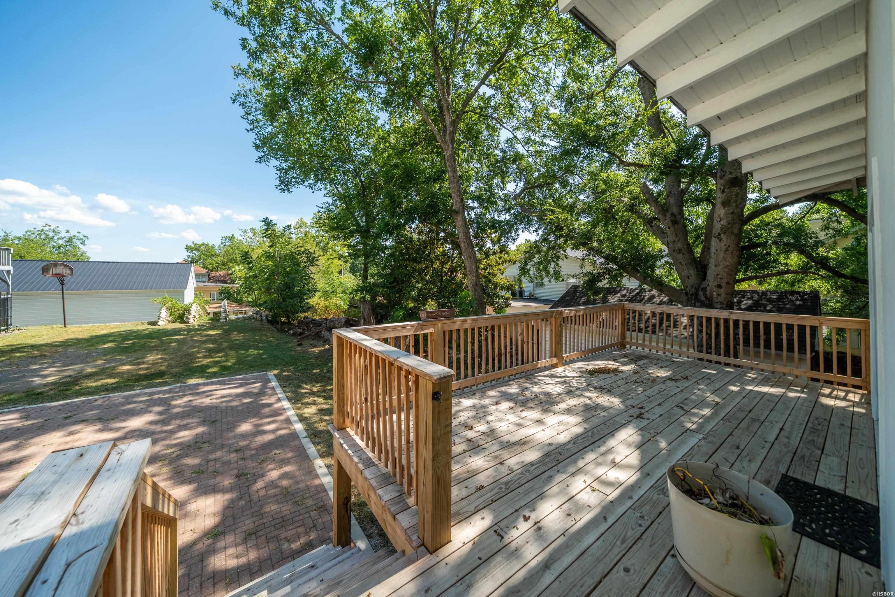 539 Prospect Avenue Property Photo 13