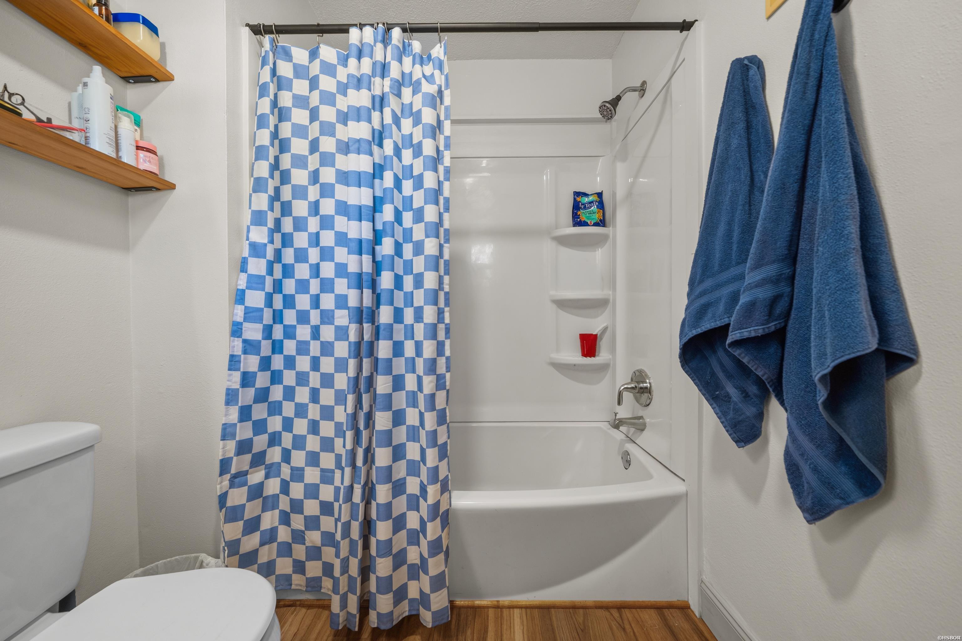 230 Cove Circle Property Photo 17