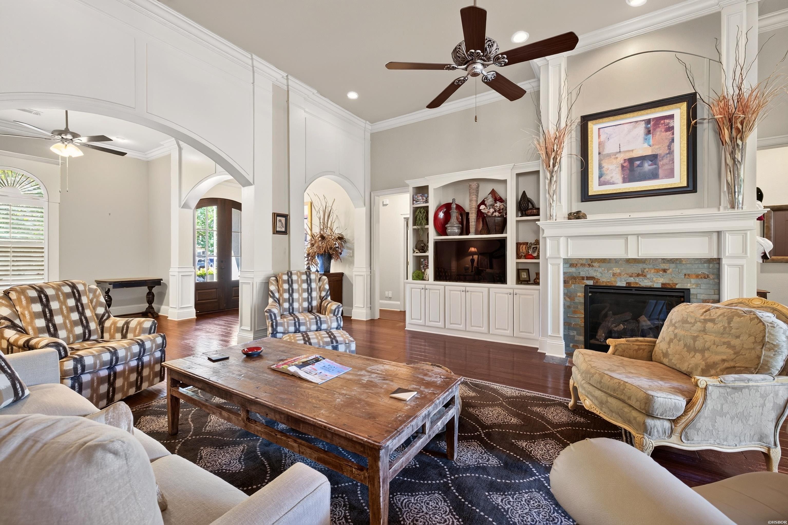 118 Bella Property Photo 4