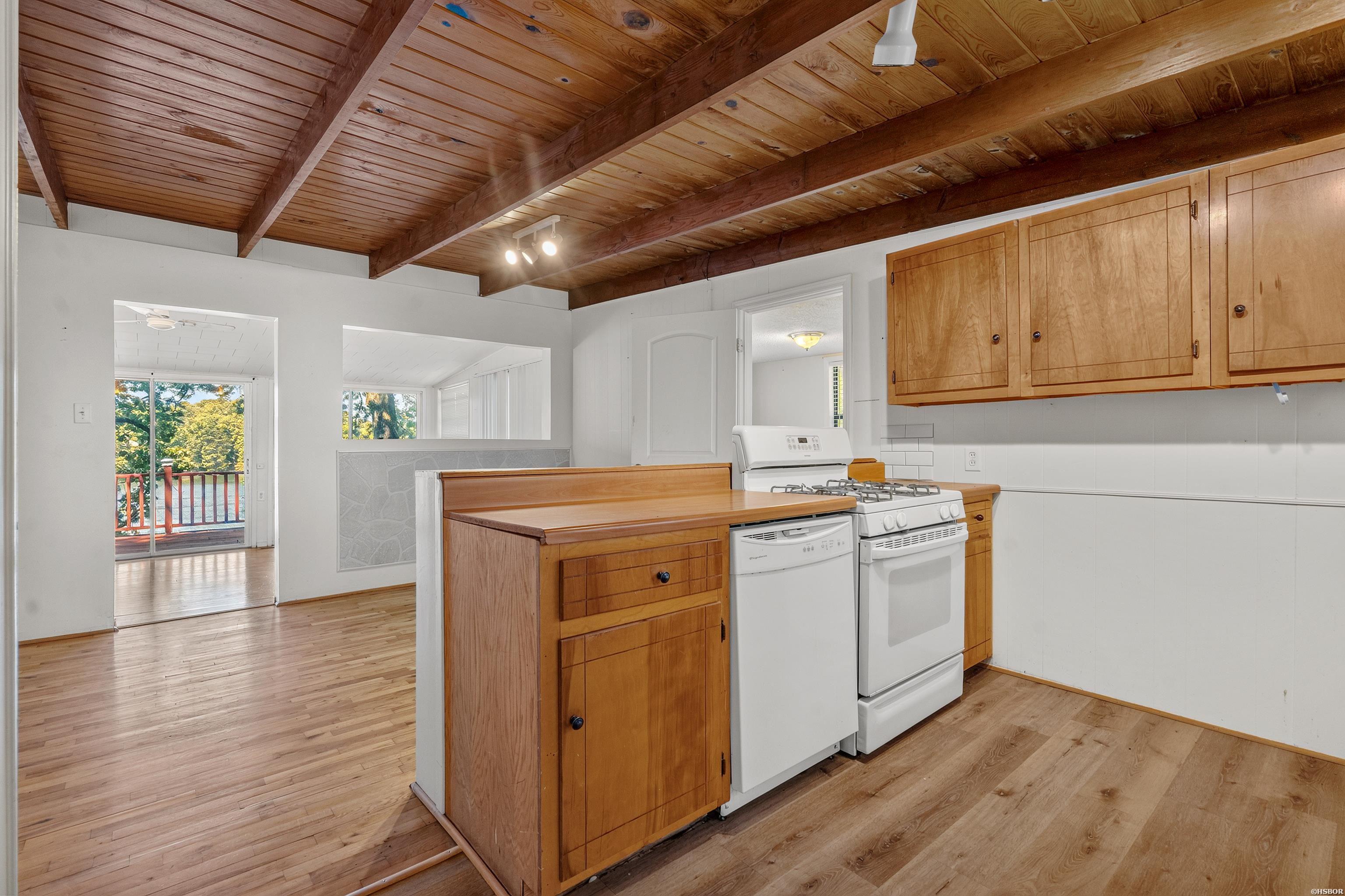 1747 Thornton Ferry Road Property Photo 5