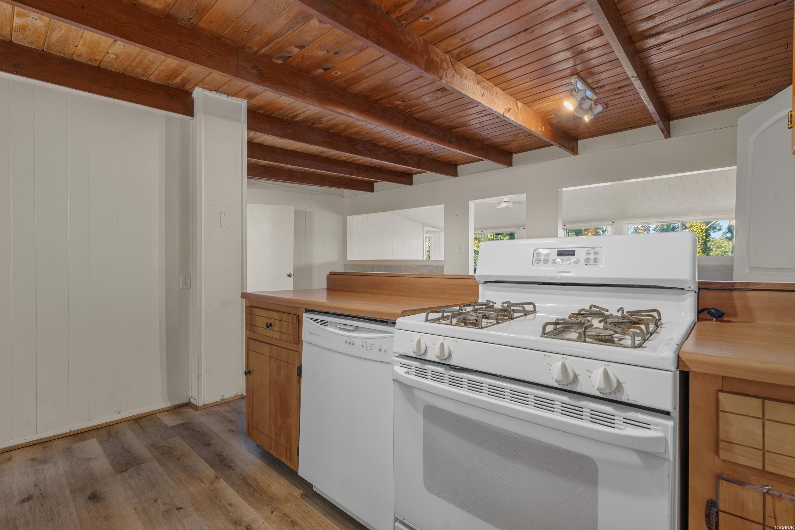 1747 Thornton Ferry Road Property Photo 7