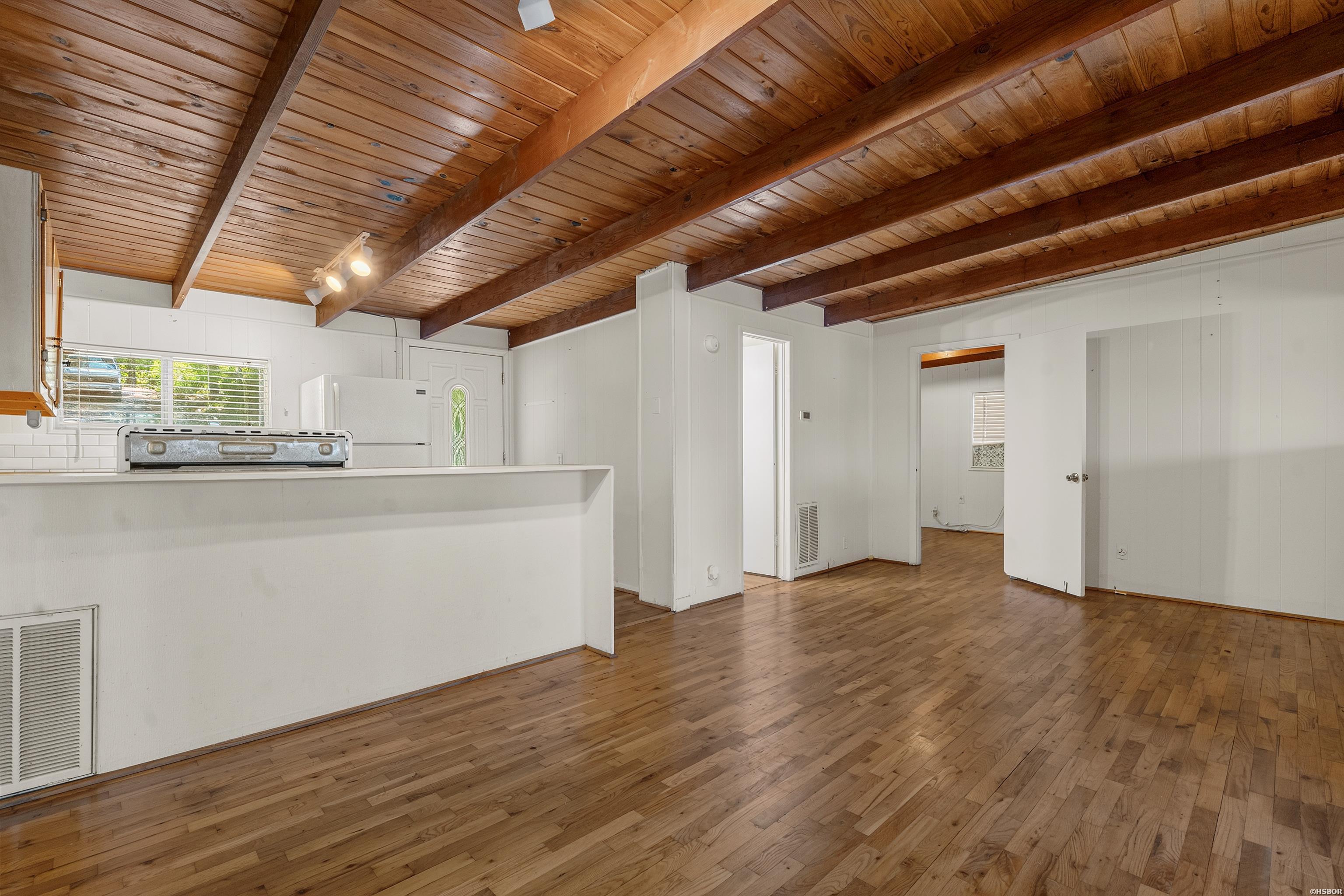 1747 Thornton Ferry Road Property Photo 8