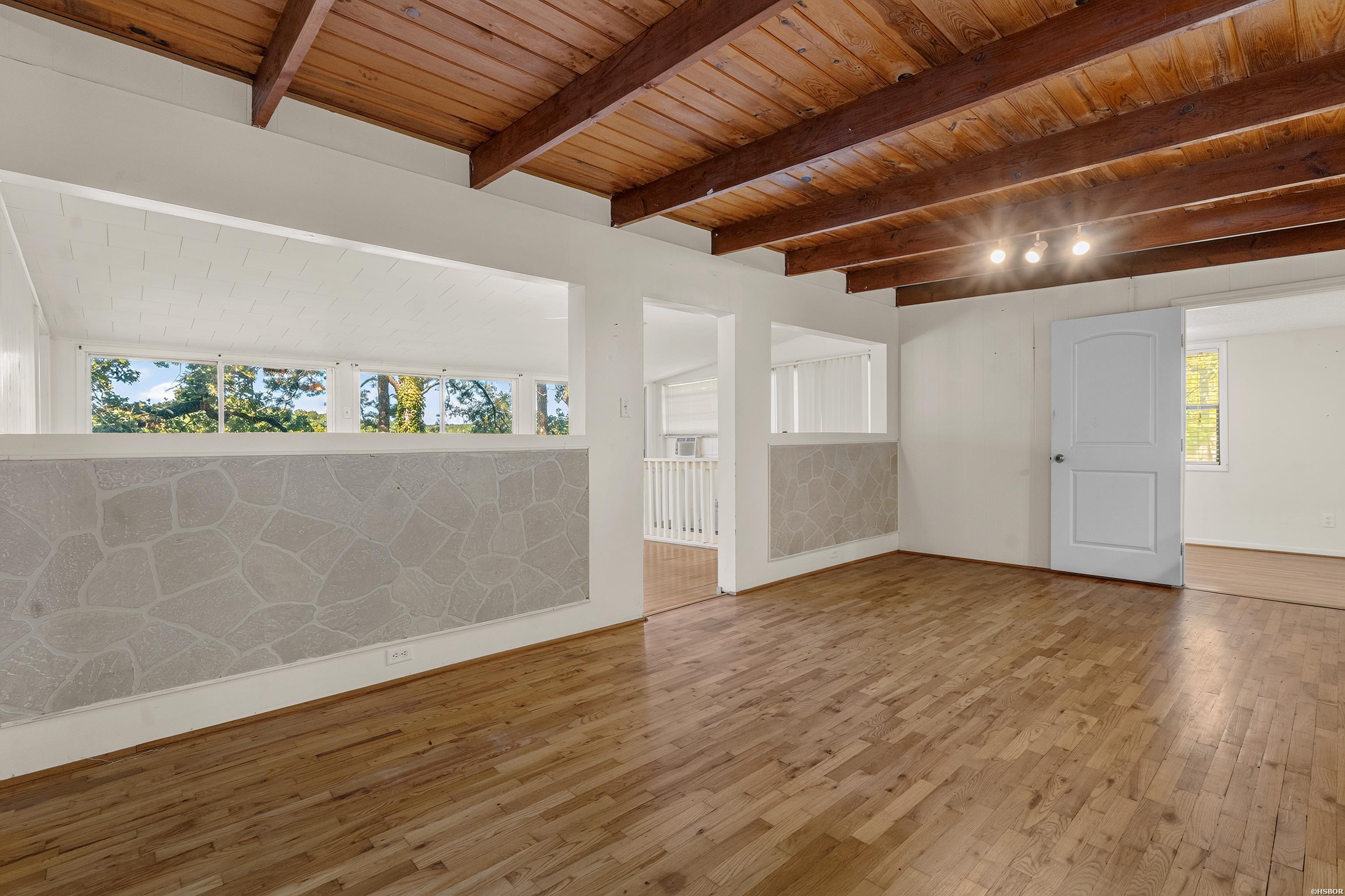 1747 Thornton Ferry Road Property Photo 10