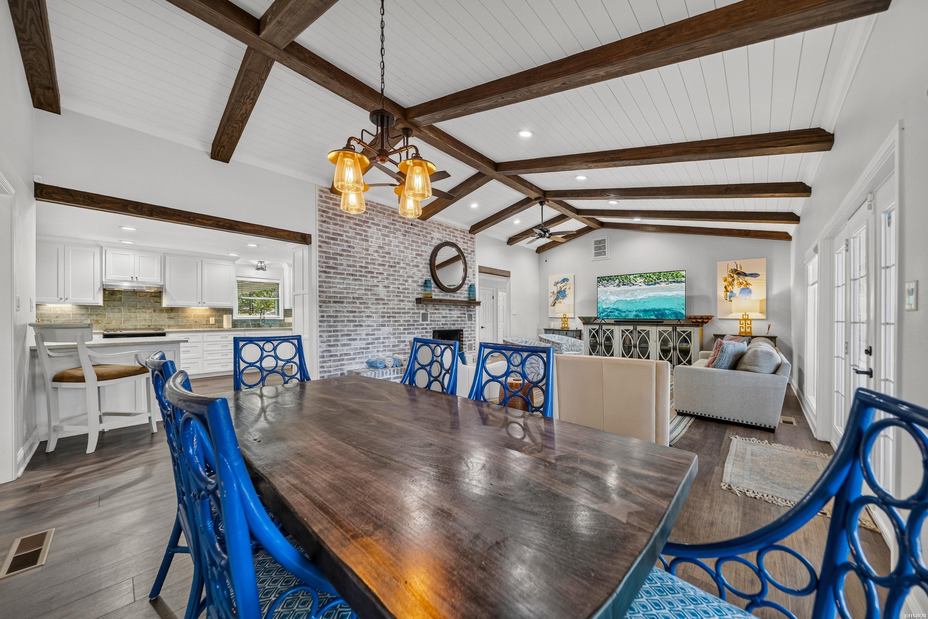 103 Windy Property Photo 22