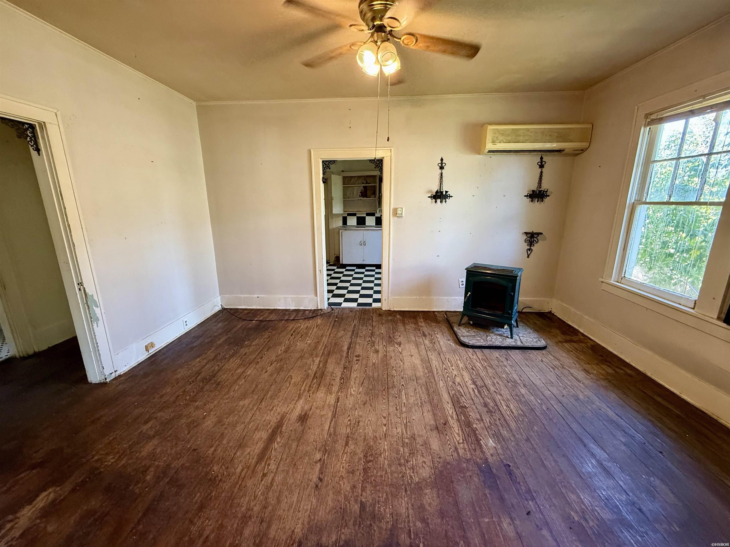 708 Garland Avenue Property Photo 5