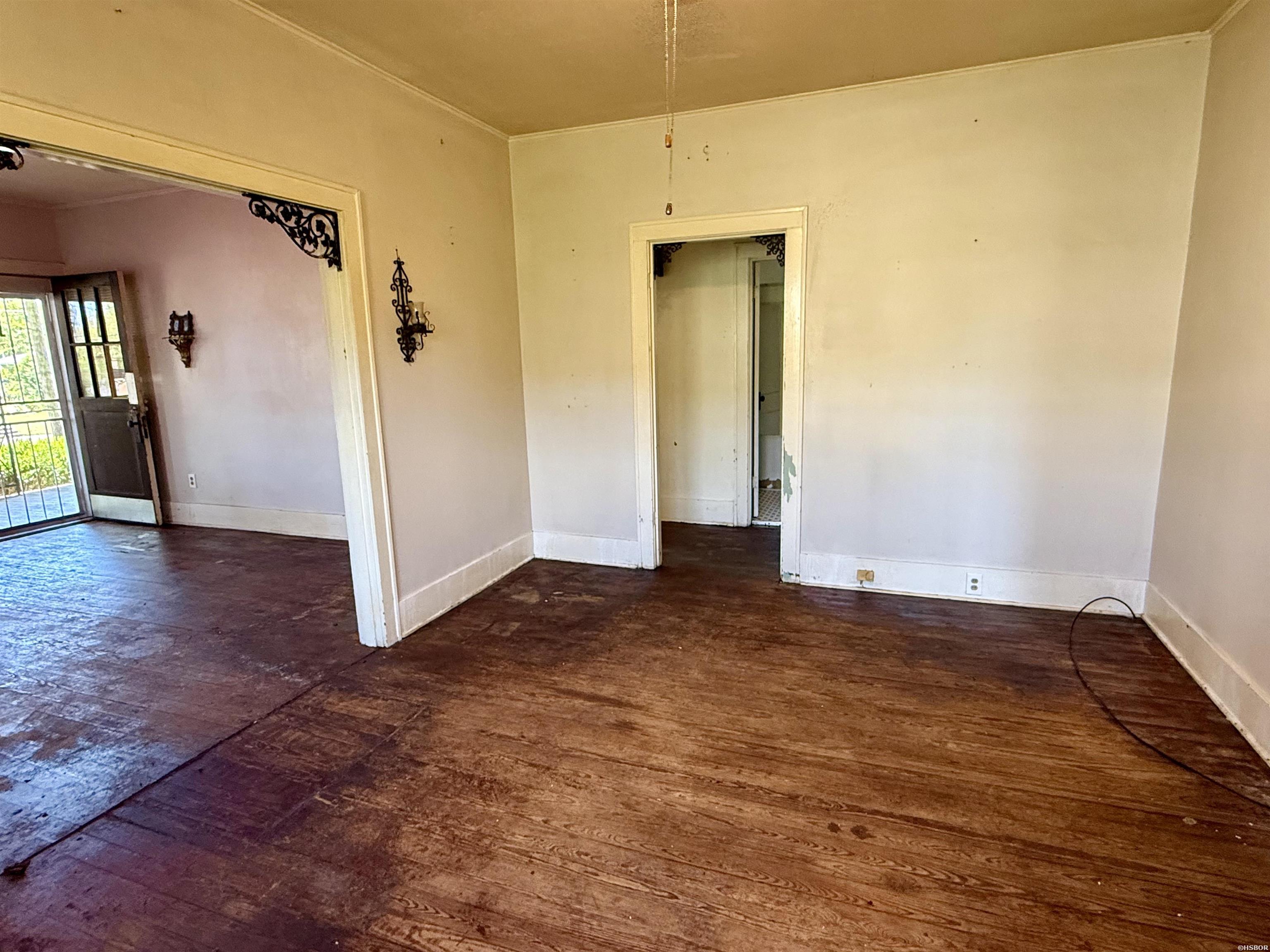 708 Garland Avenue Property Photo 6