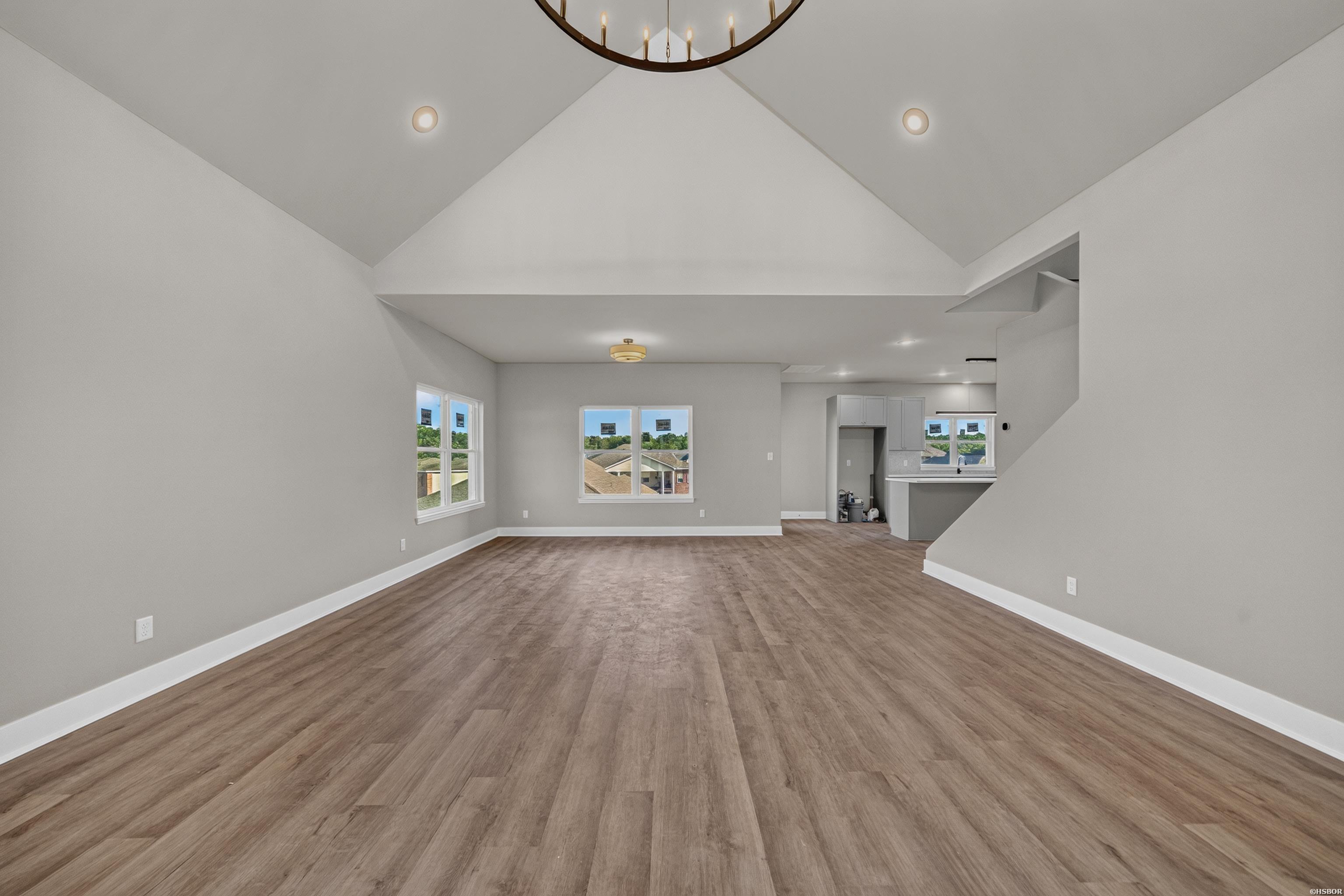 198 Clearwater Cove Property Photo 6