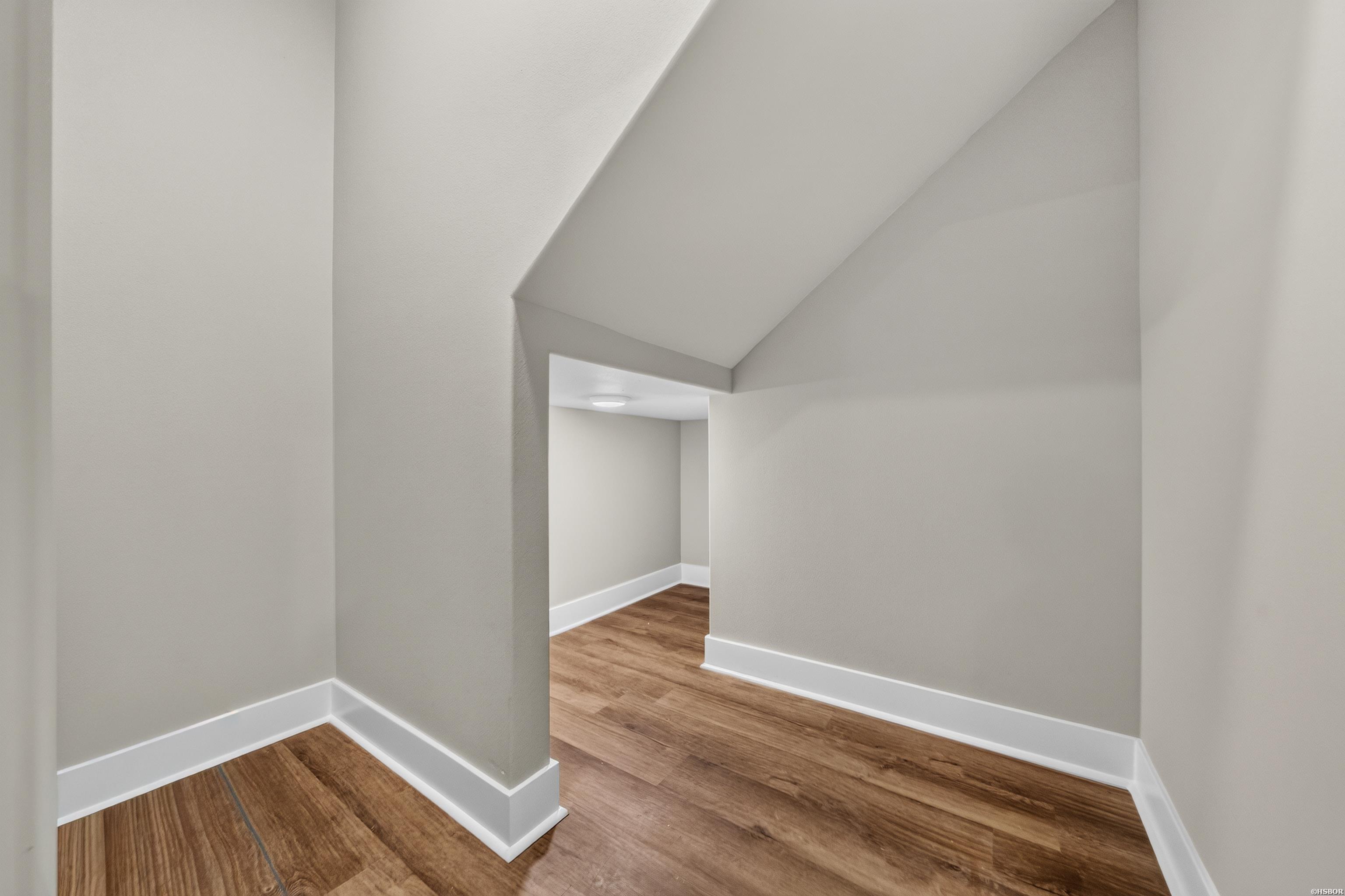 198 Clearwater Cove Property Photo 33