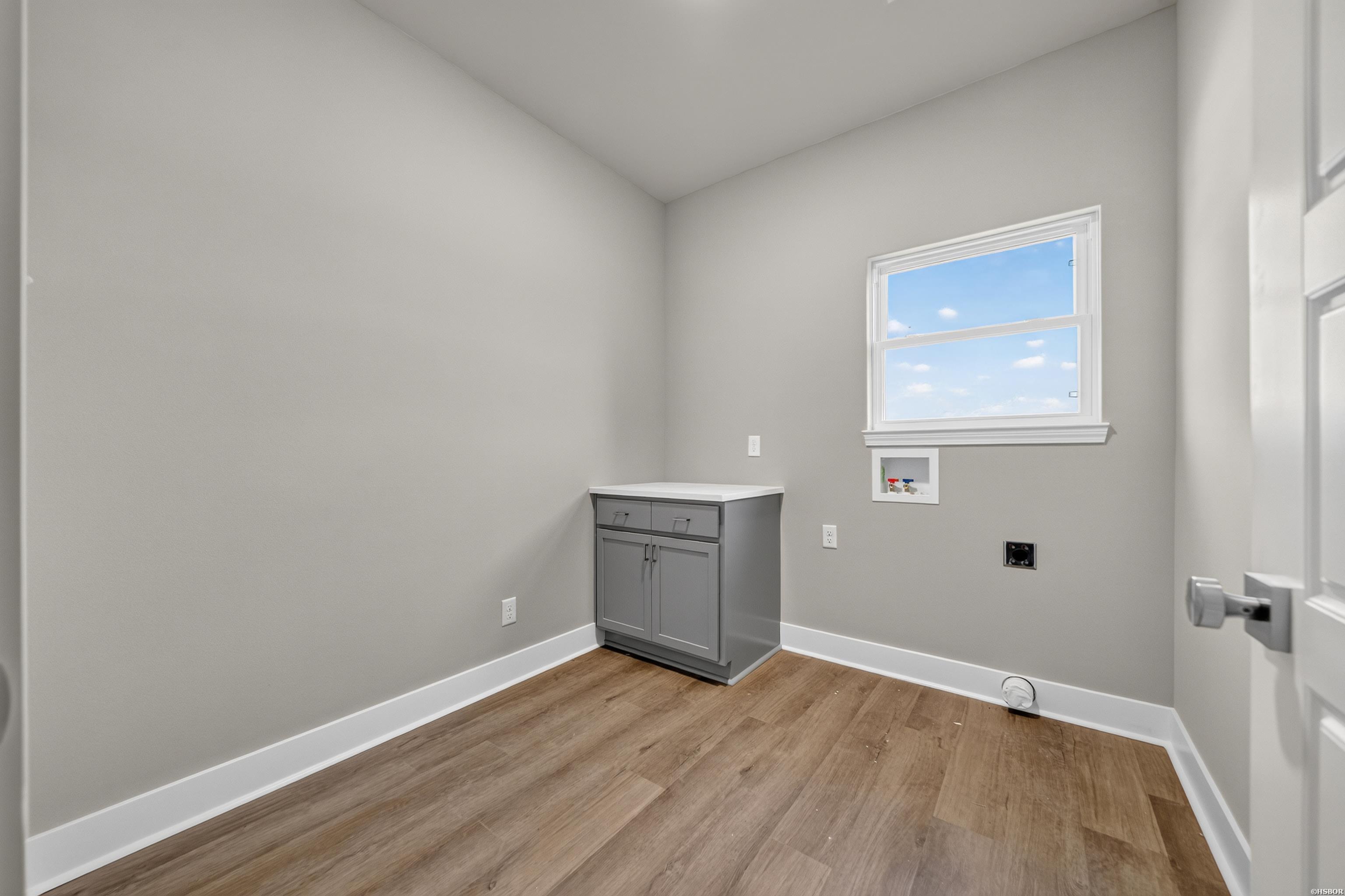 198 Clearwater Cove Property Photo 44