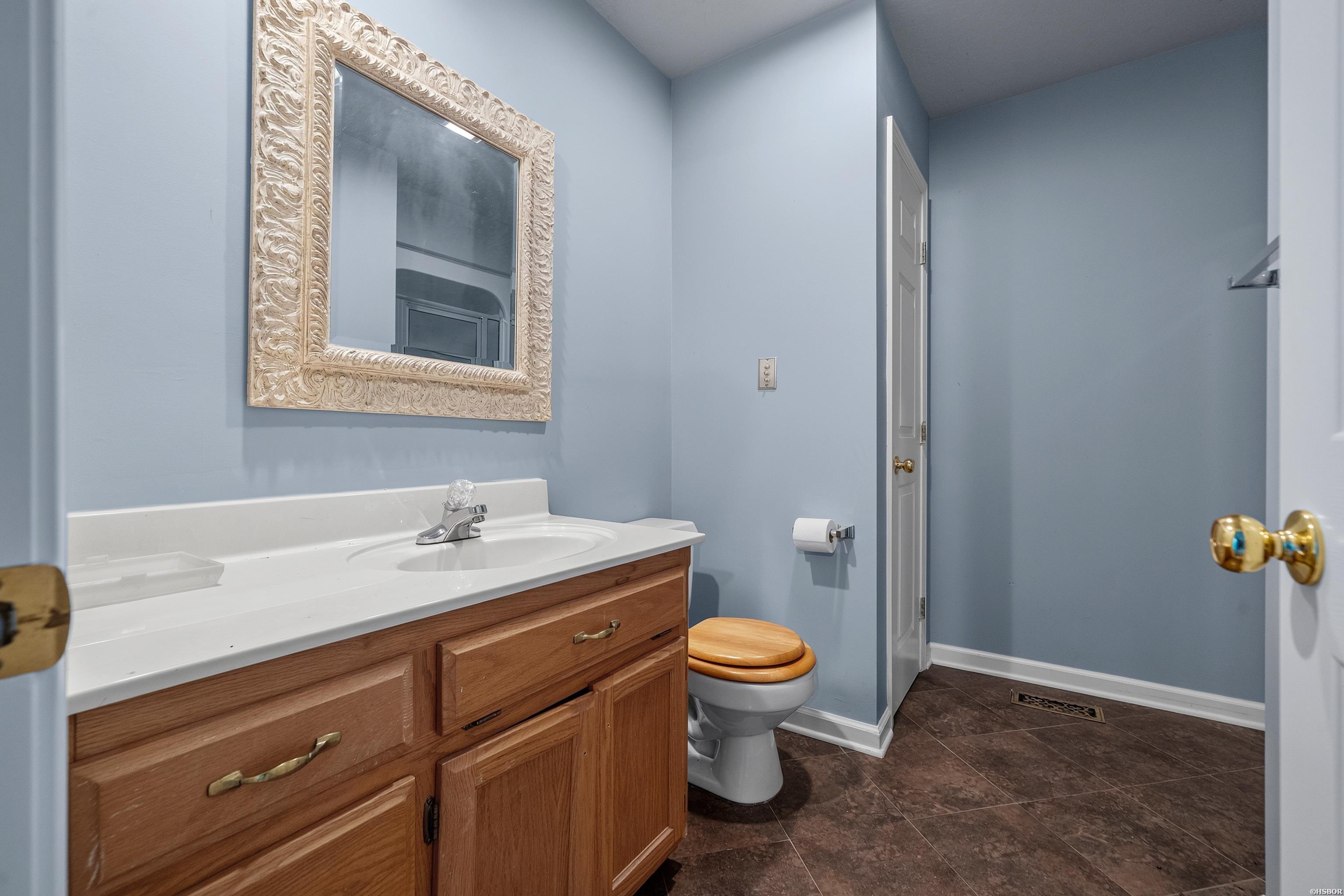 104 Waters Edge Cove Property Photo 29