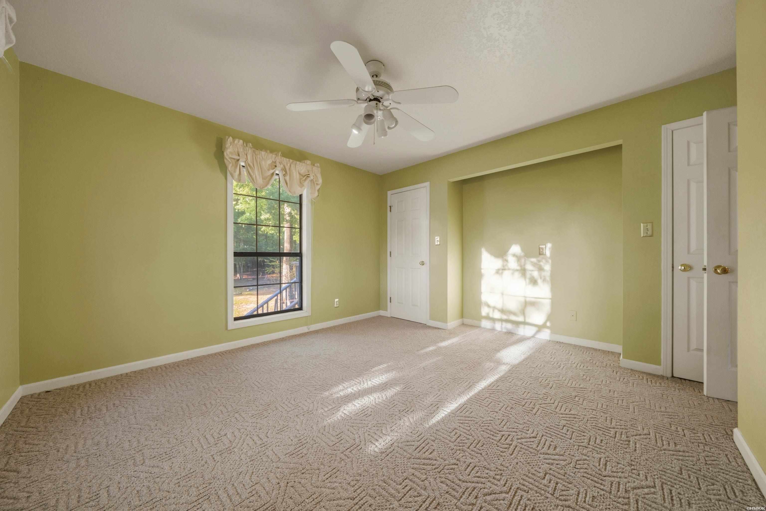 104 Waters Edge Cove Property Photo 32