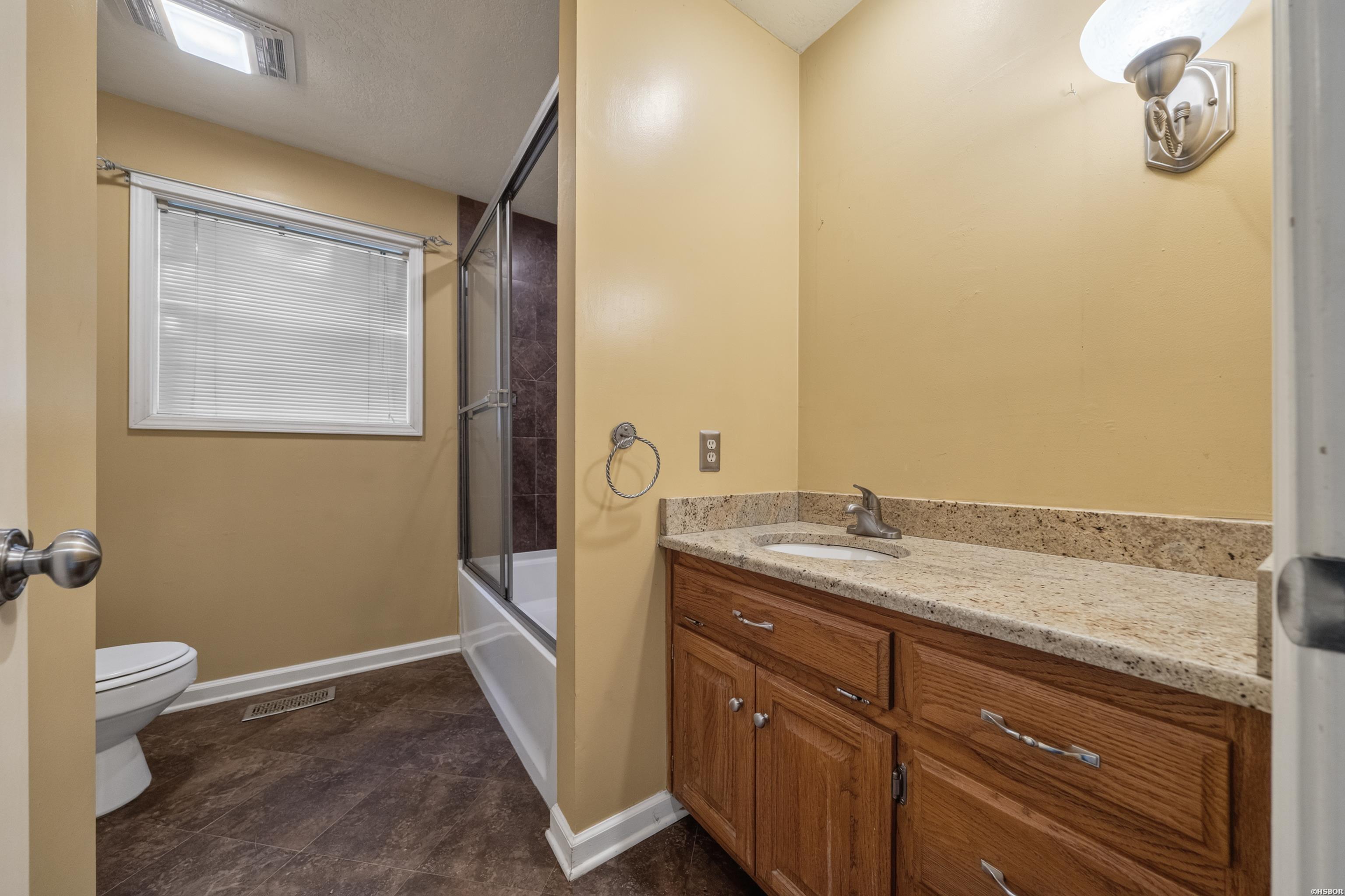104 Waters Edge Cove Property Photo 36