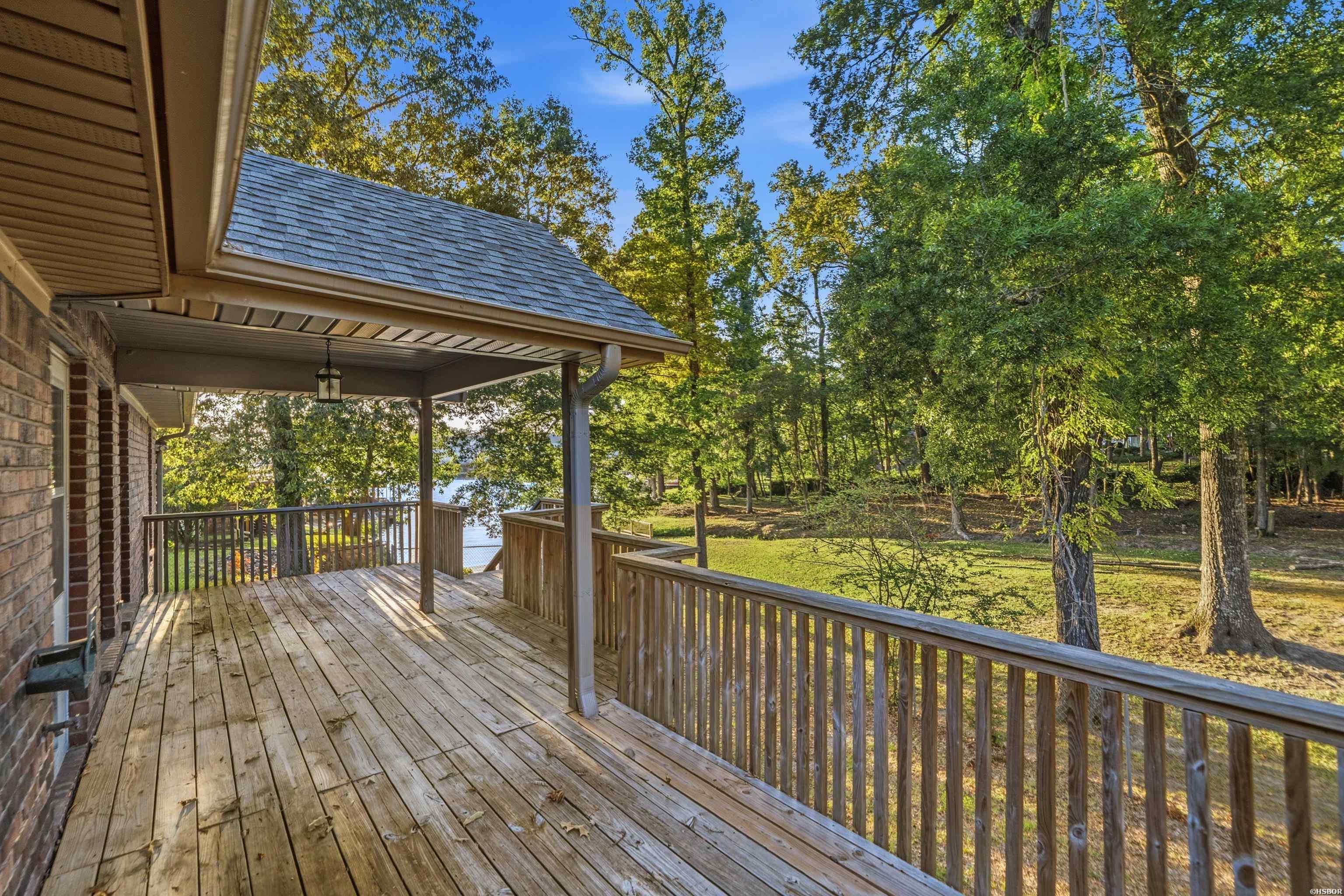104 Waters Edge Cove Property Photo 40