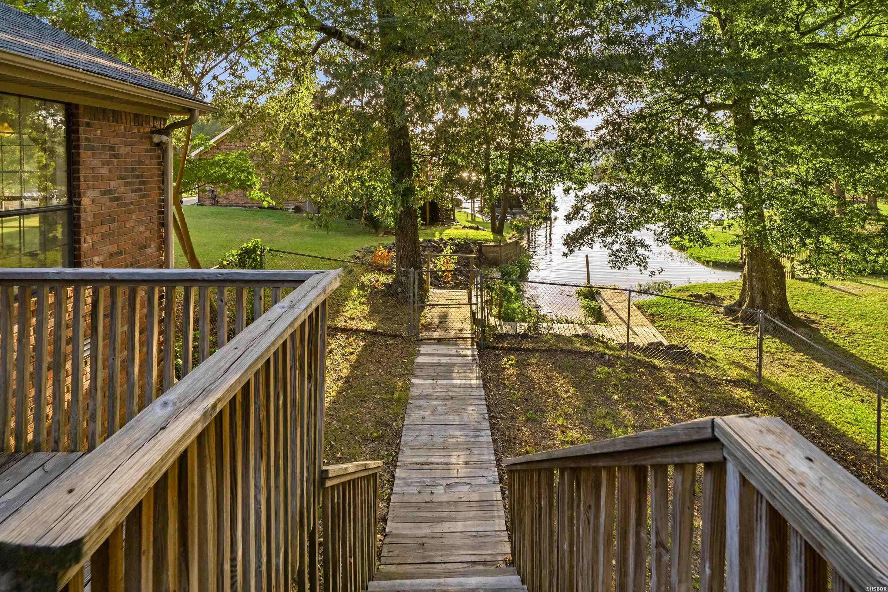 104 Waters Edge Cove Property Photo 45