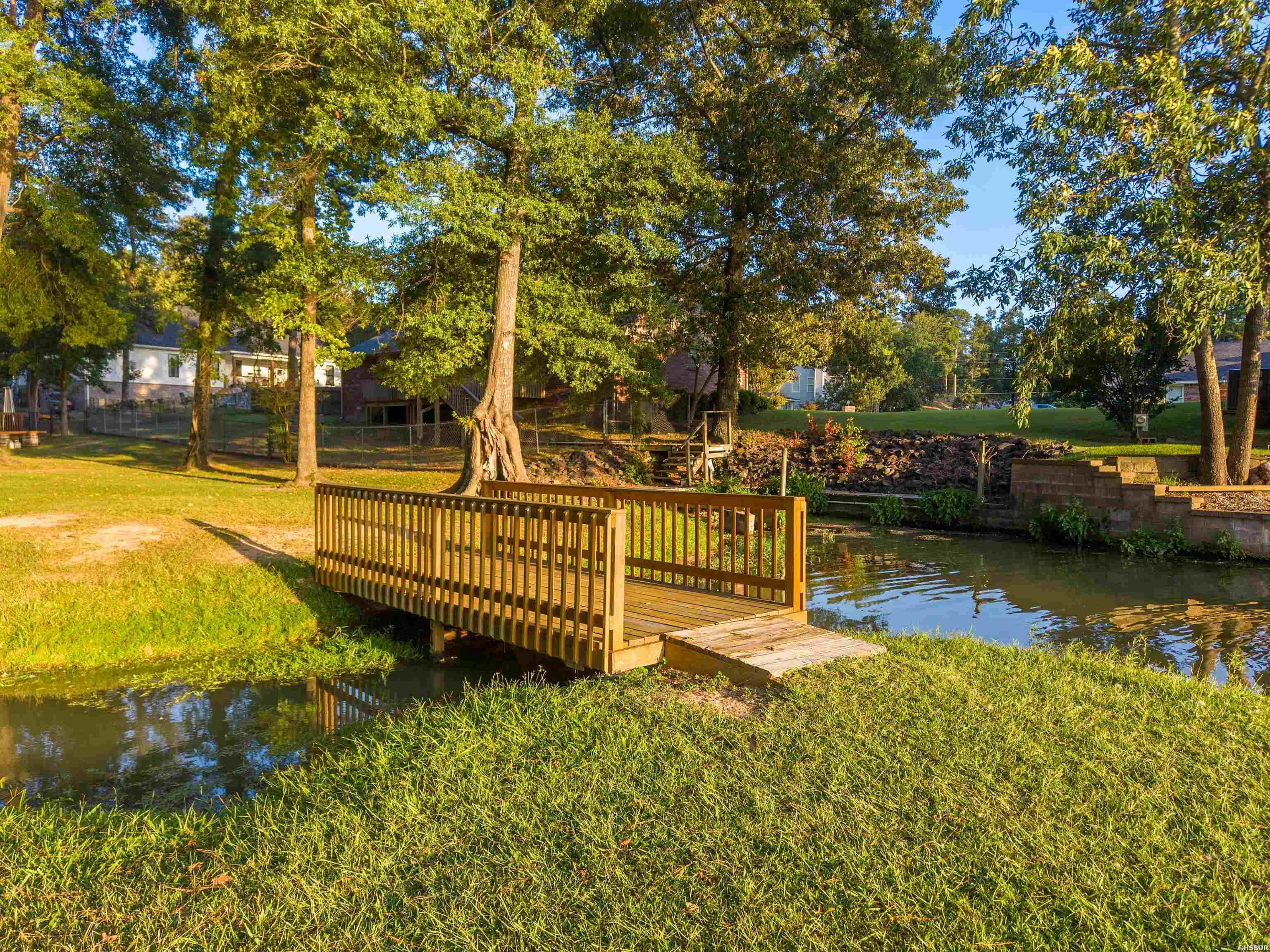 104 Waters Edge Cove Property Photo 48