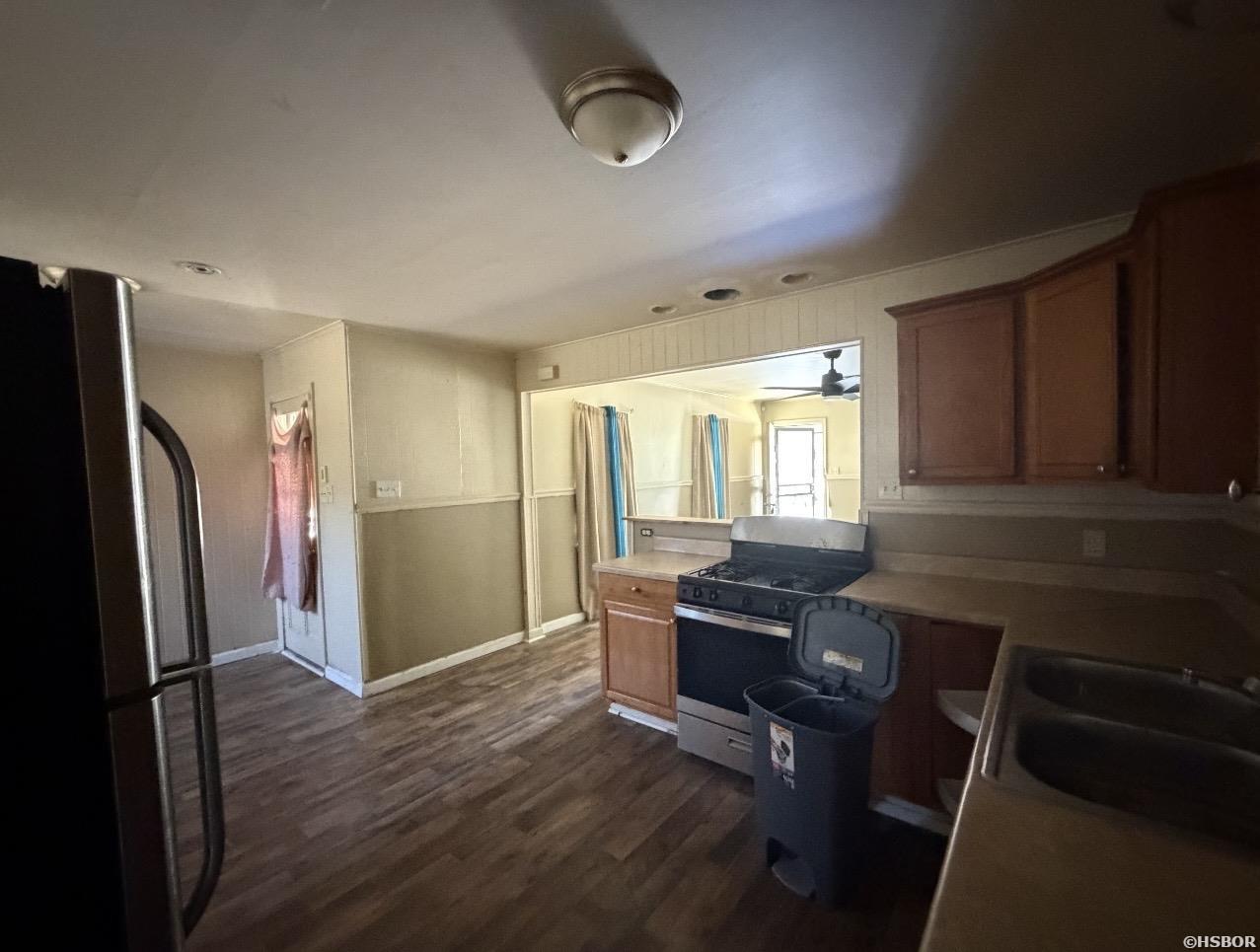 4700/4702 Lynch Drive Property Photo 7