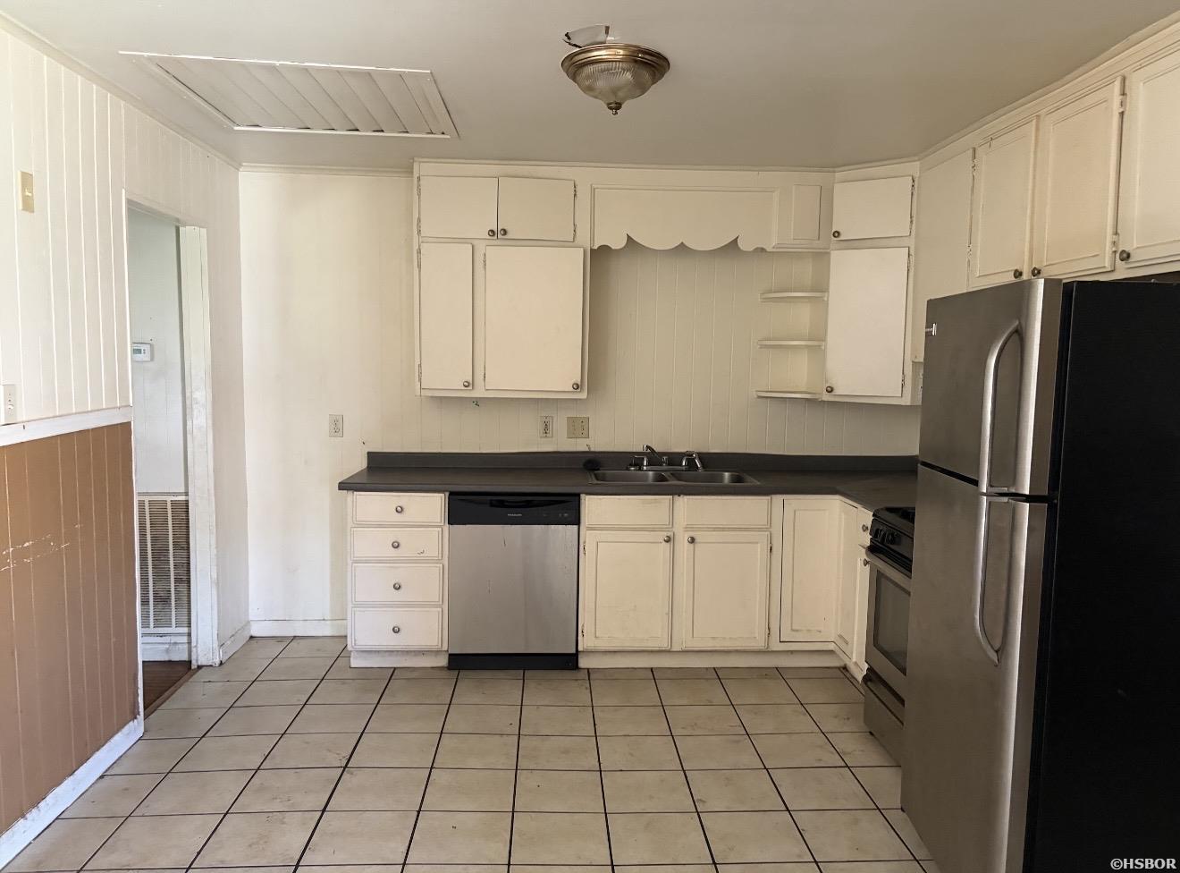 4700/4702 Lynch Drive Property Photo 12