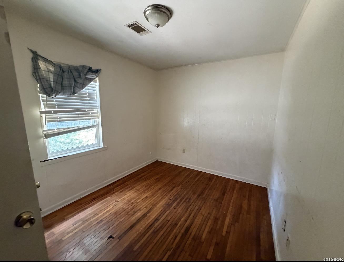 4700/4702 Lynch Drive Property Photo 15