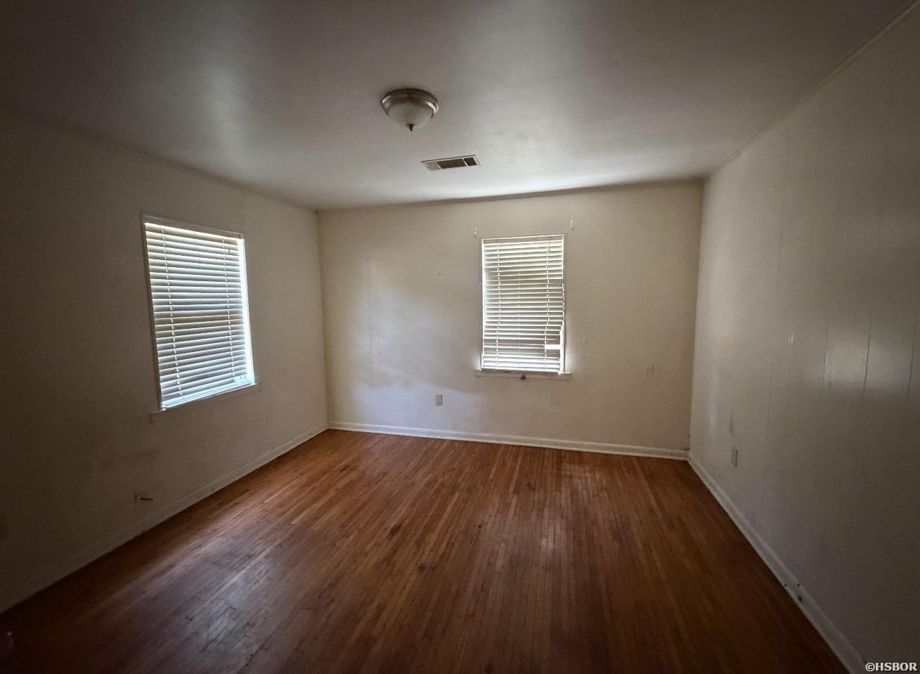 4700/4702 Lynch Drive Property Photo 16