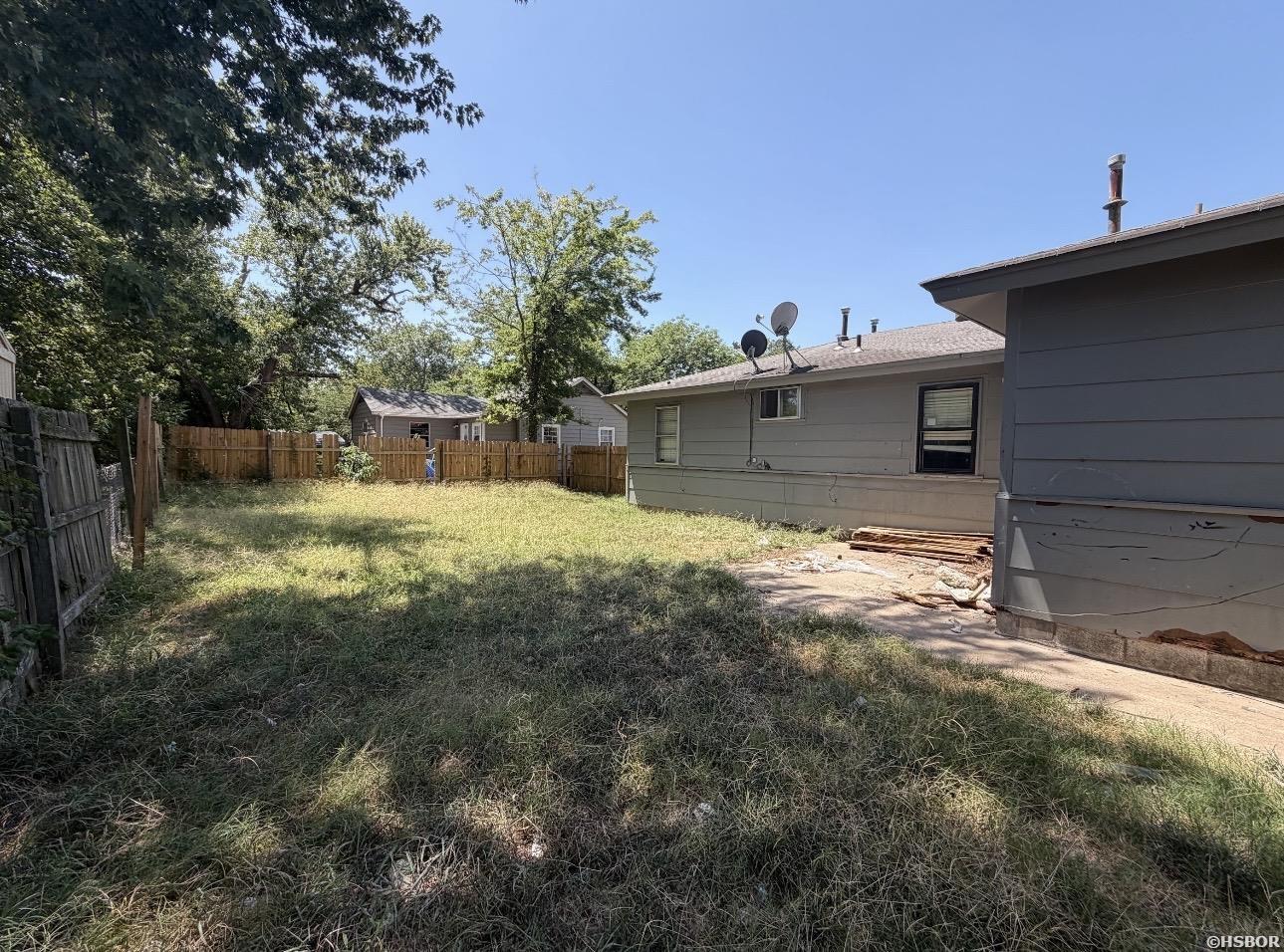 4700/4702 Lynch Drive Property Photo 17