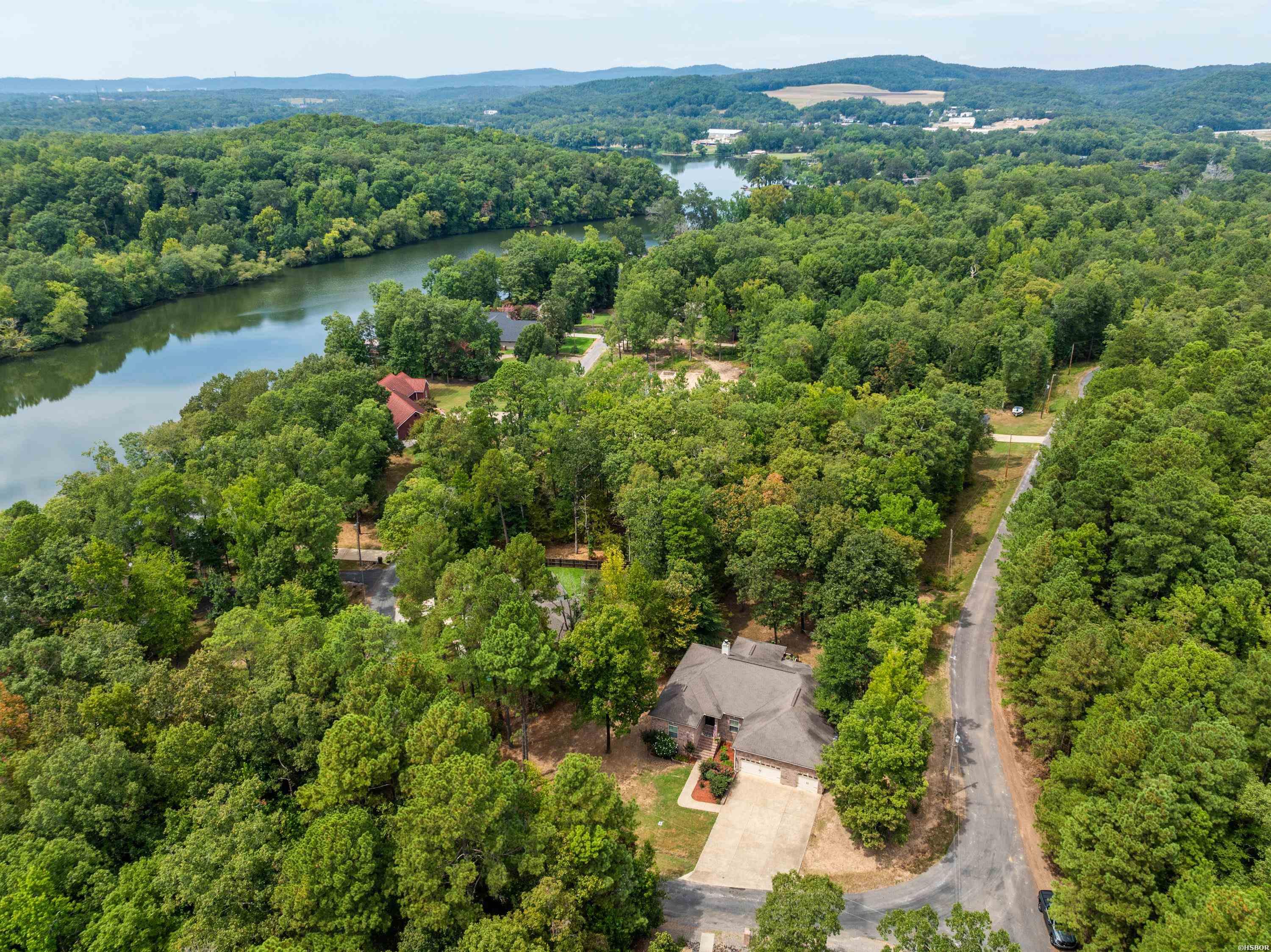 100 Lost Lake Point Property Photo 39