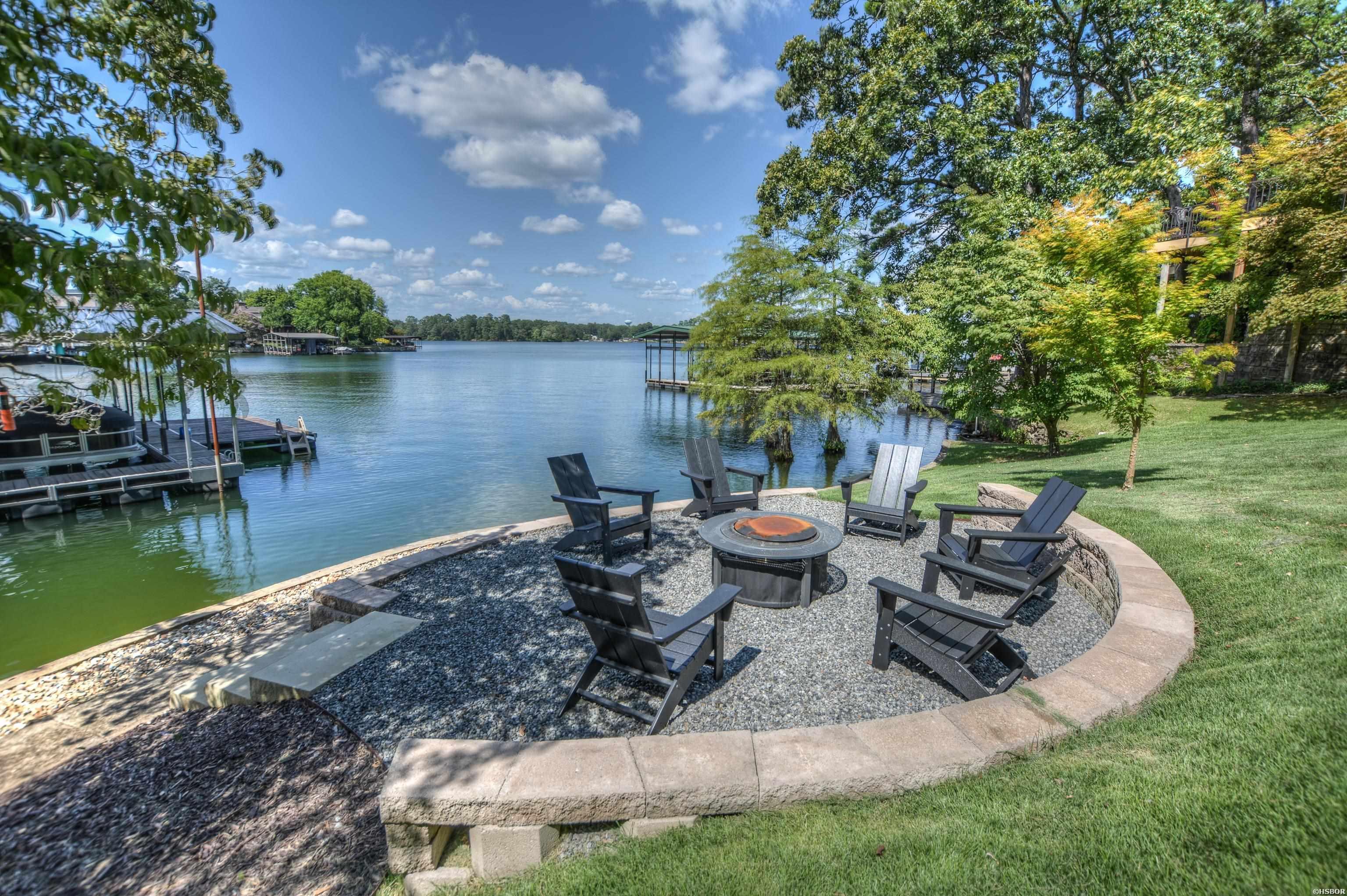 207 Summertime Bay Property Photo 5