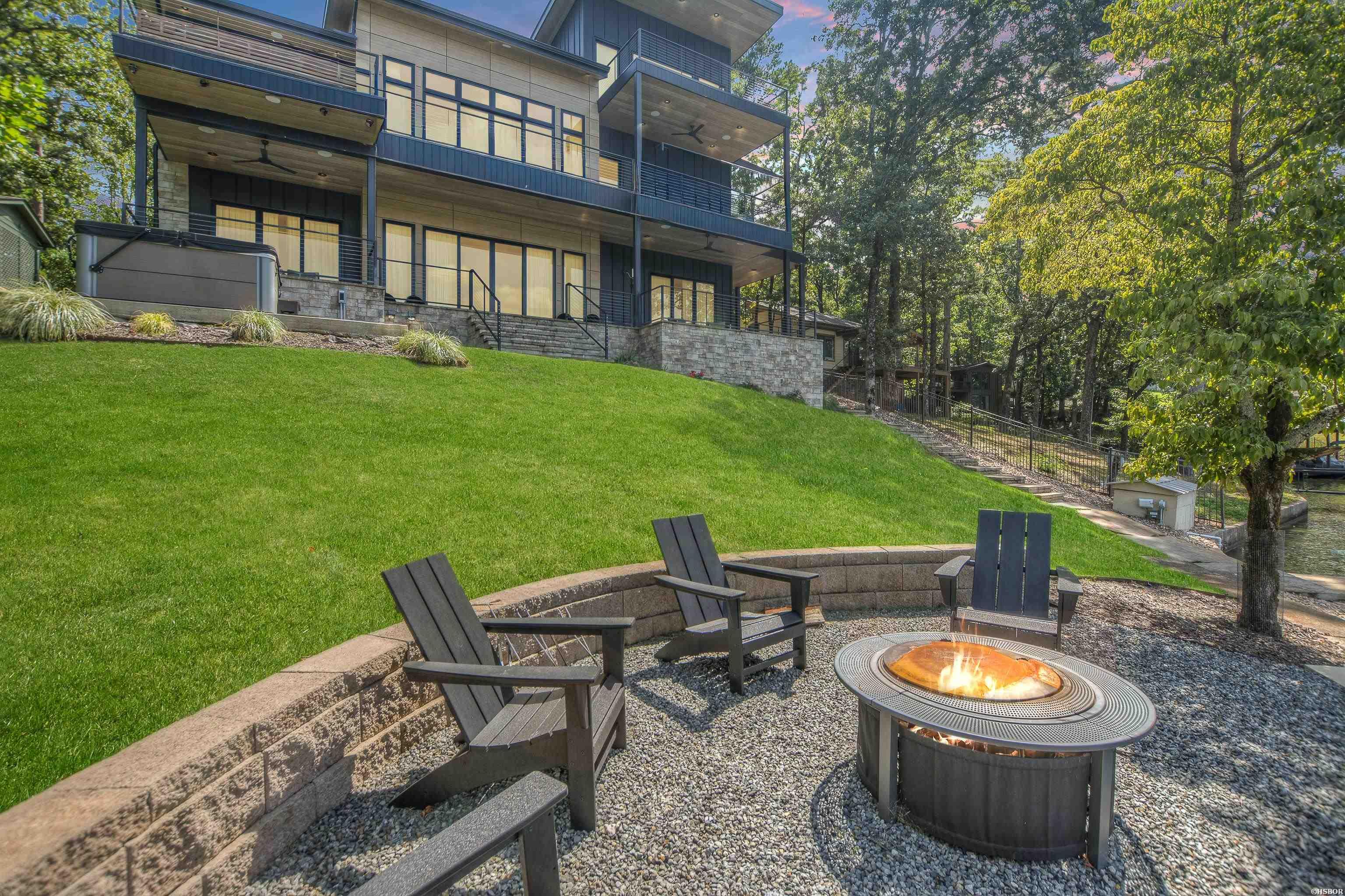 207 Summertime Bay Property Photo 4