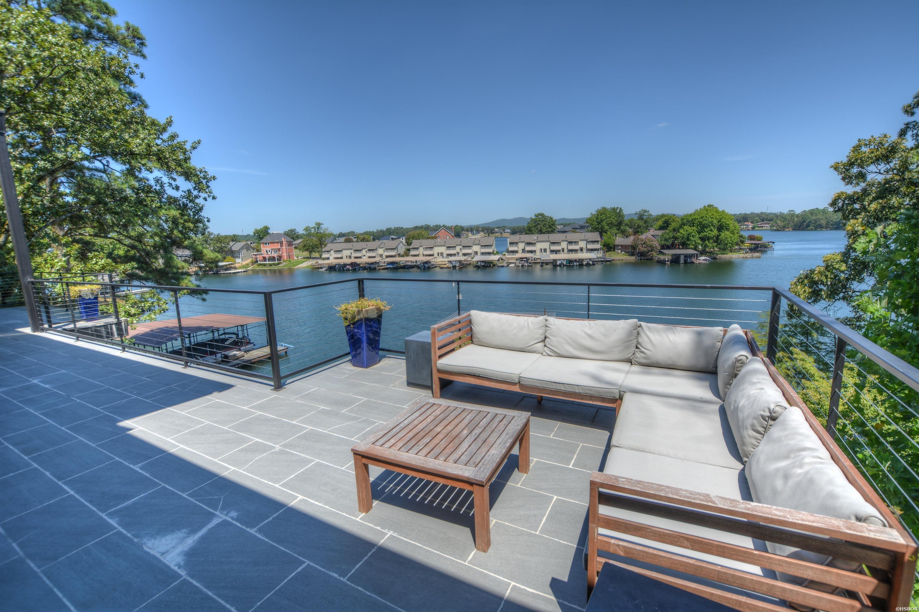 207 Summertime Bay Property Photo 8