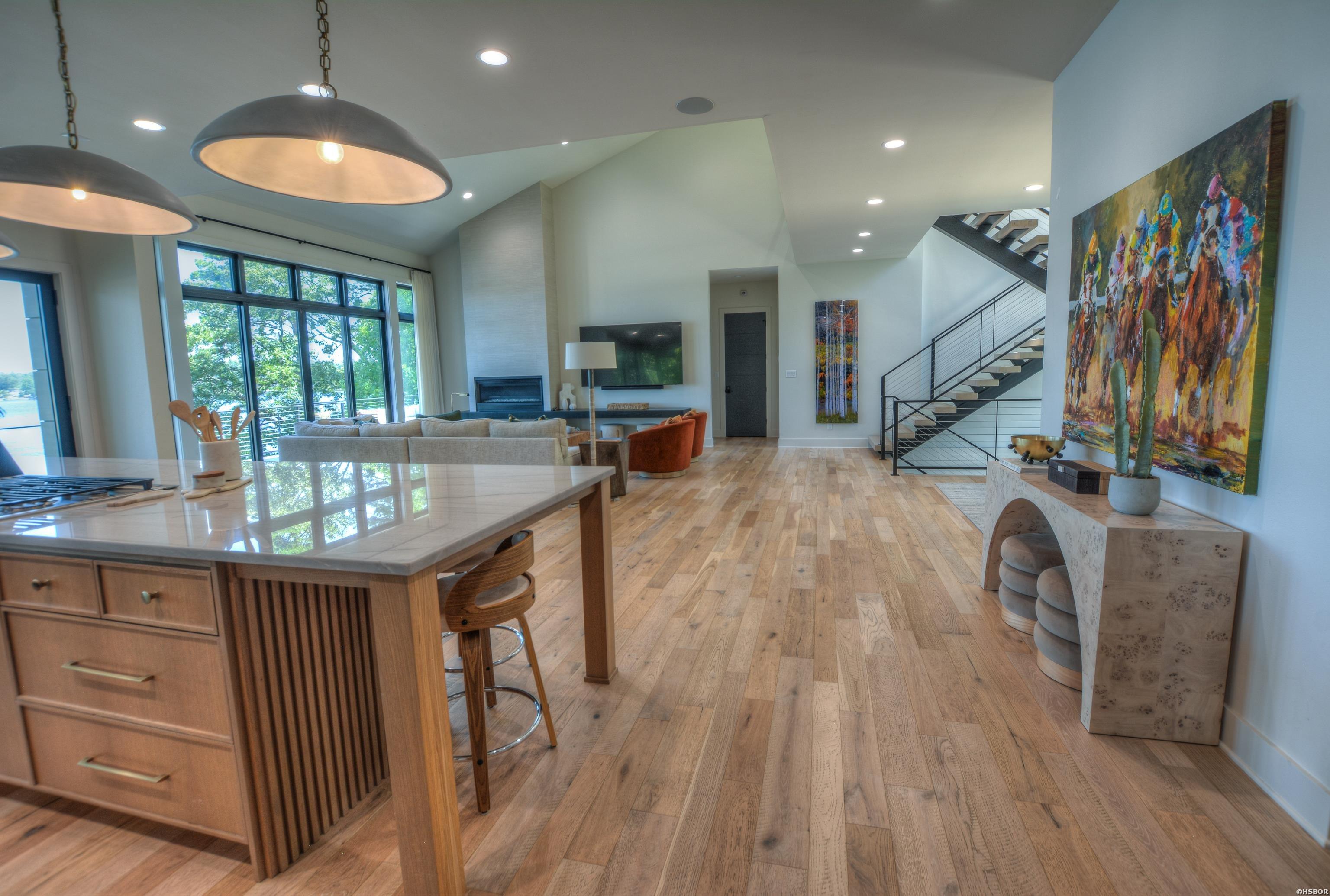 207 Summertime Bay Property Photo 16