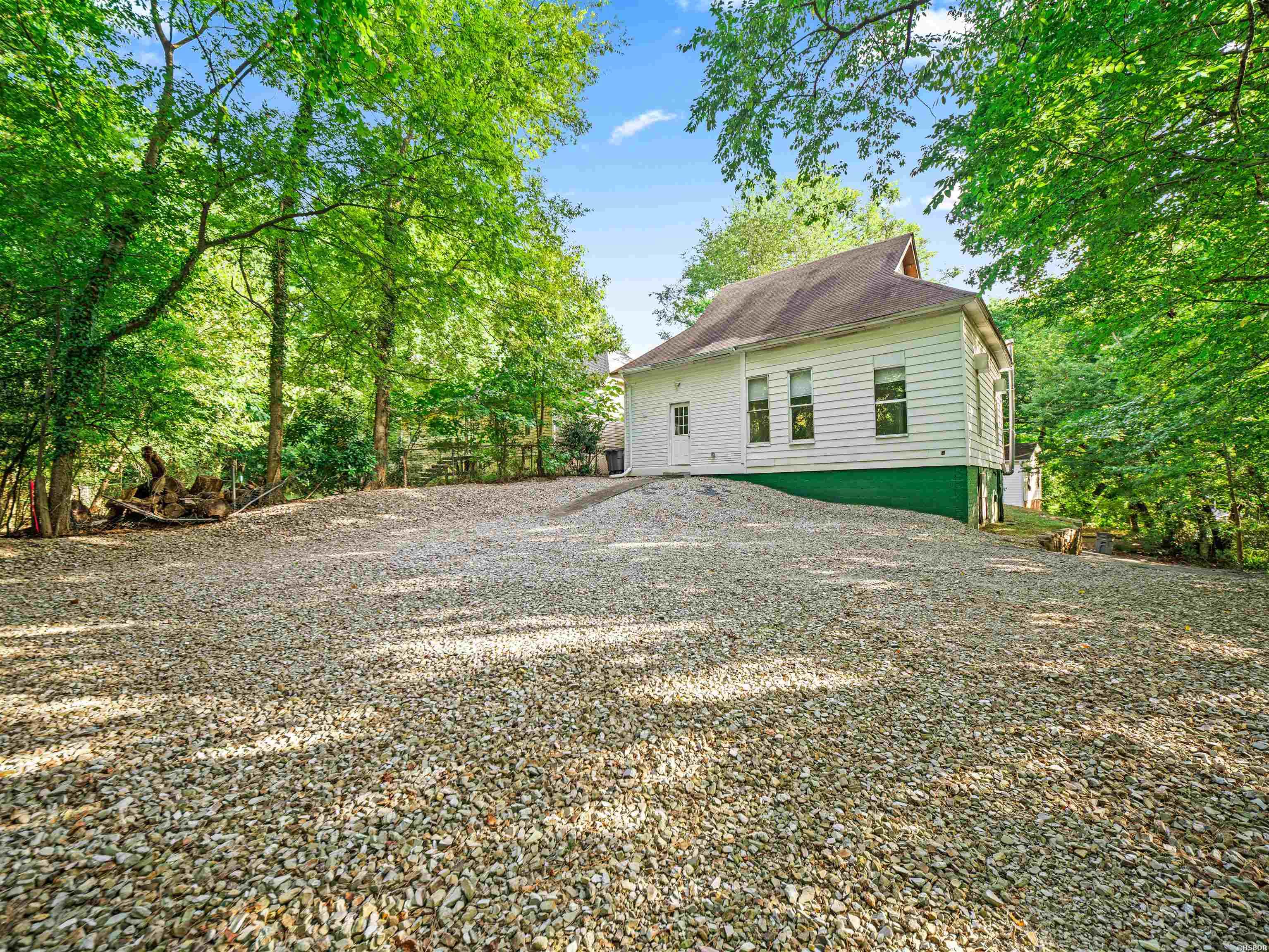 115 Eddy Property Photo 18