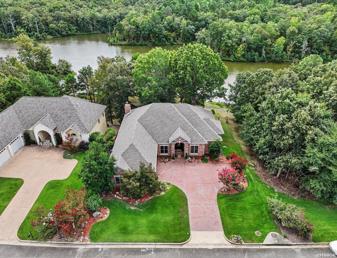 200 Gardens Gate Circle Property Photo 2