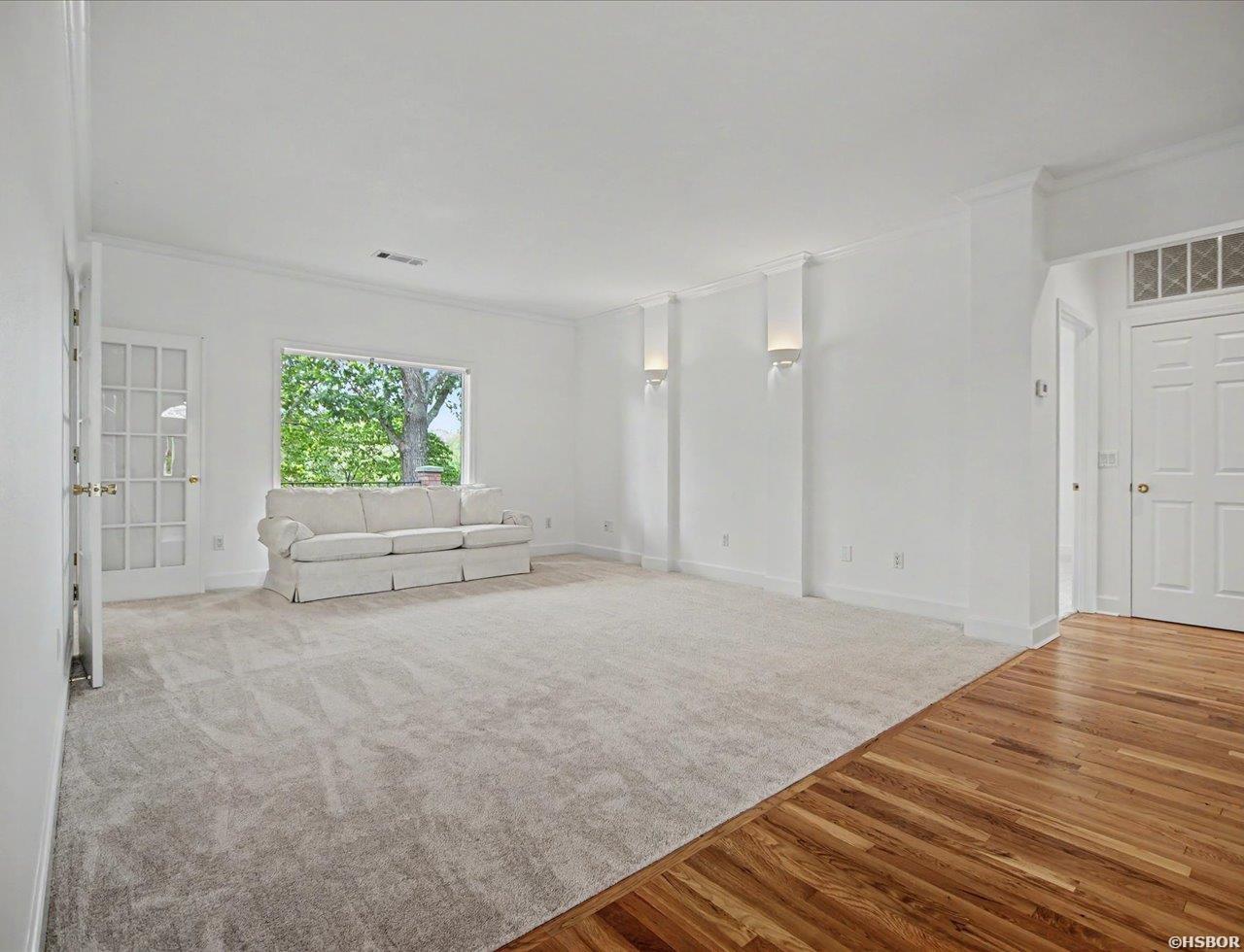 200 Gardens Gate Circle Property Photo 9