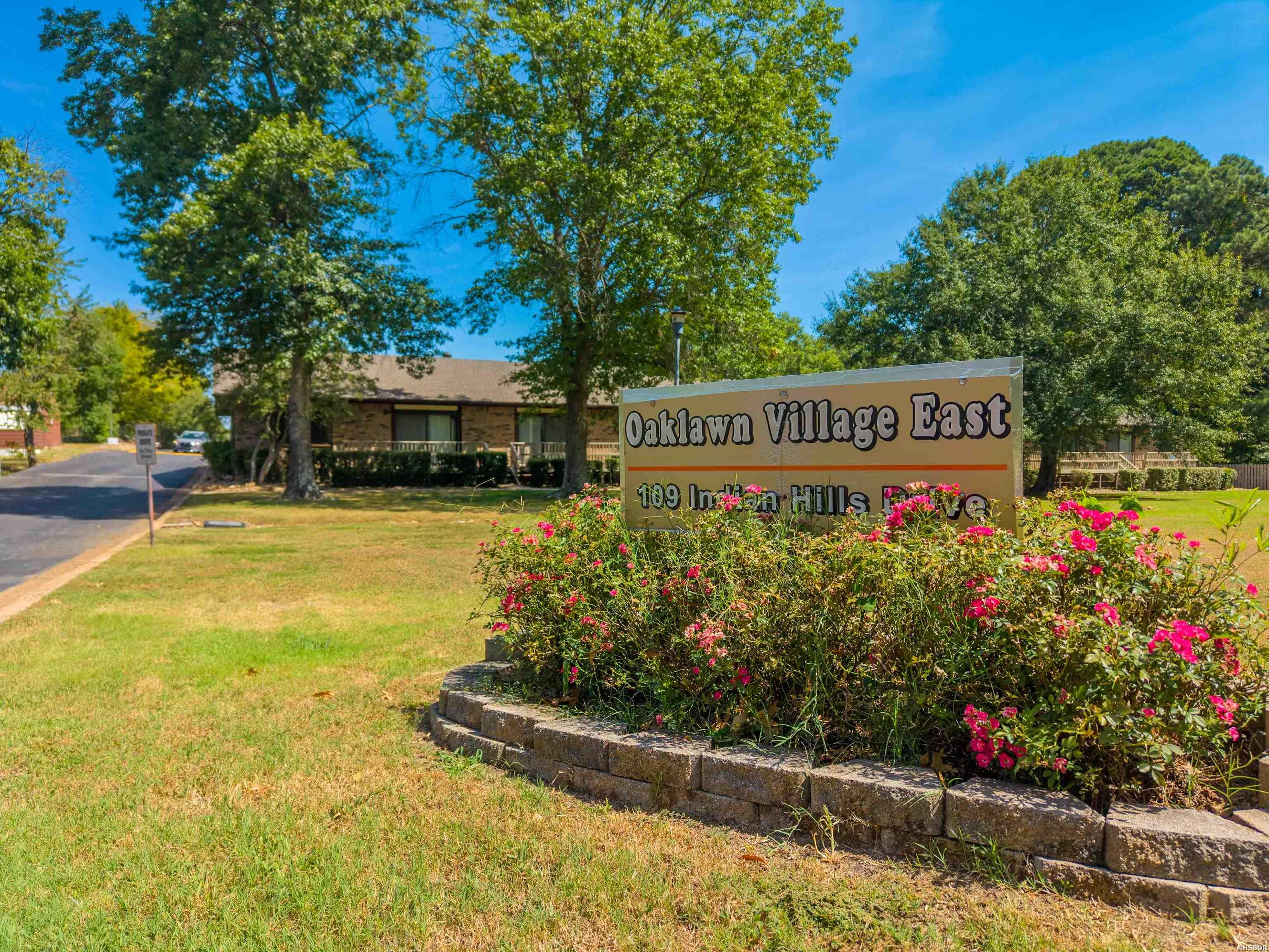 109 Indian Hills Property Photo 5