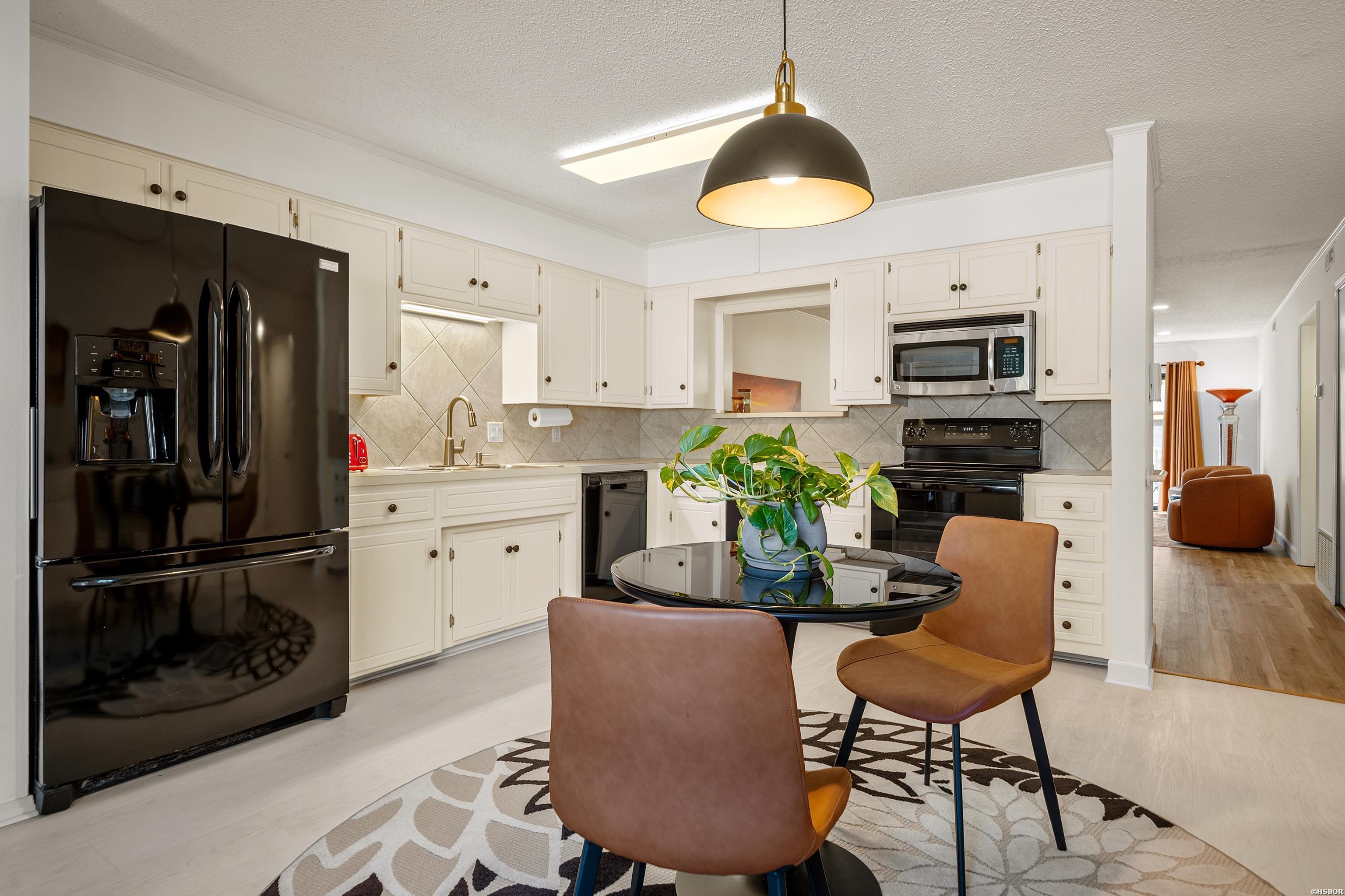 109 Indian Hills Property Photo 10