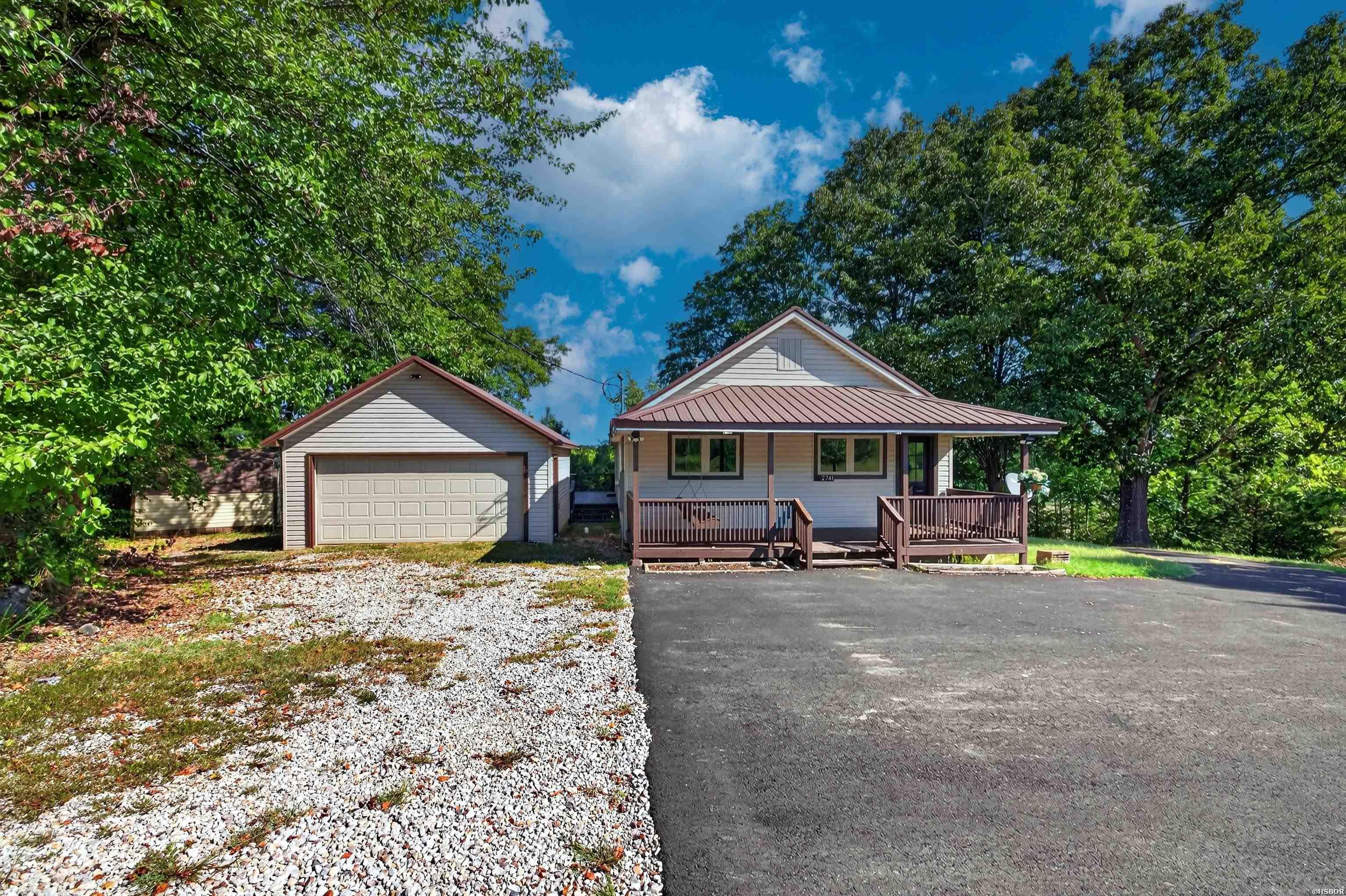 2741 Airport Property Photo 1