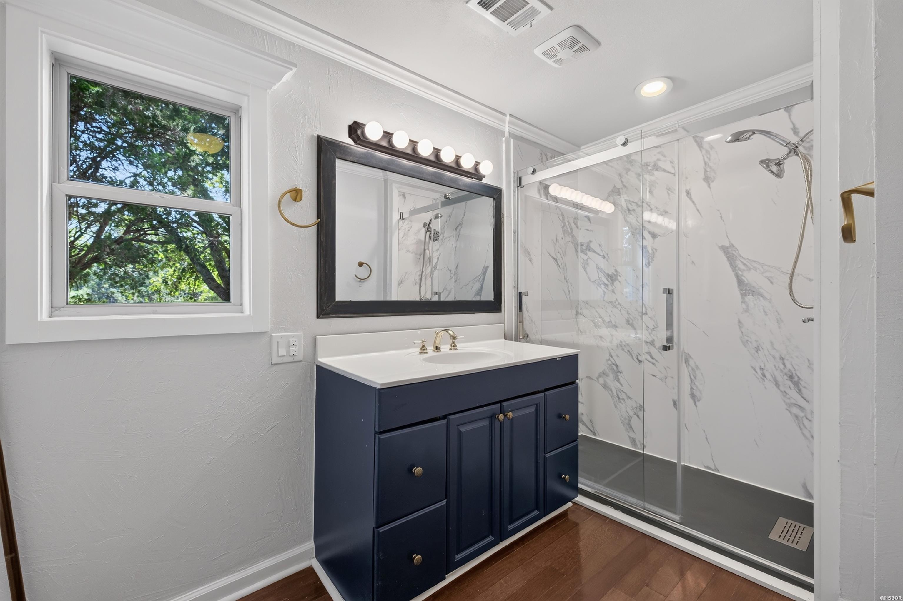 2741 Airport Property Photo 21