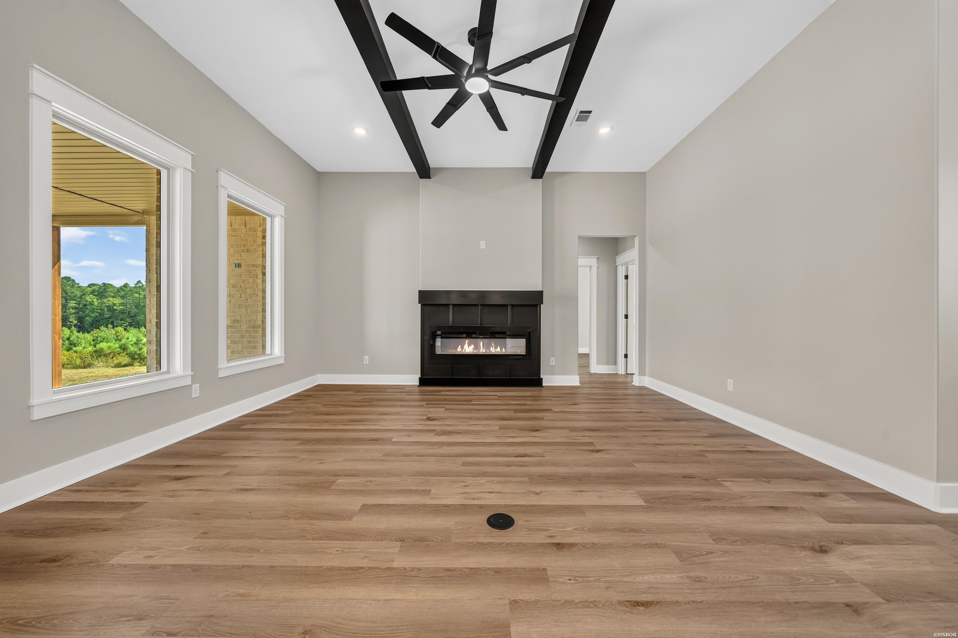 318 Walker Drive Property Photo 14