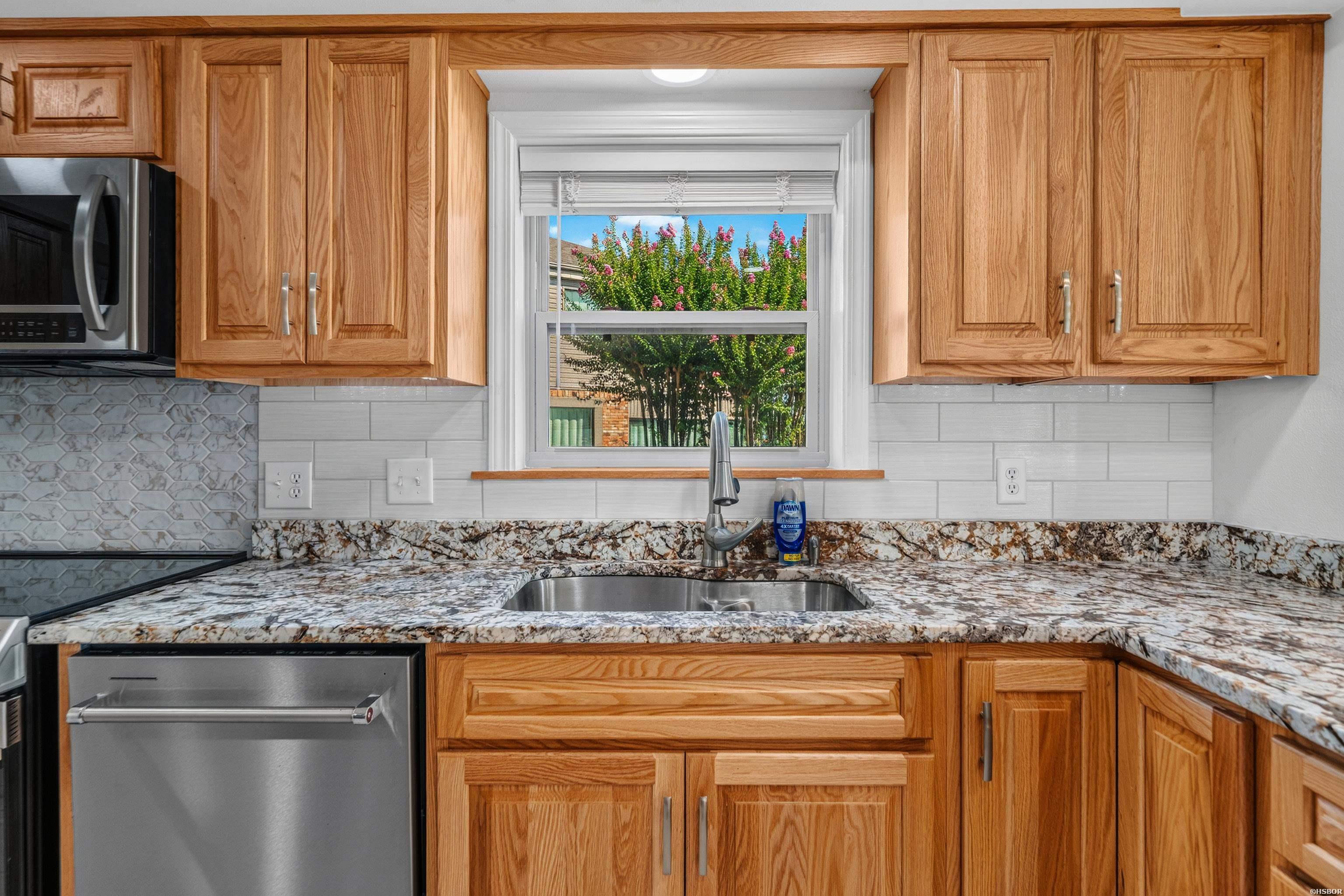 1201 Lakeshore Drive Property Photo 18