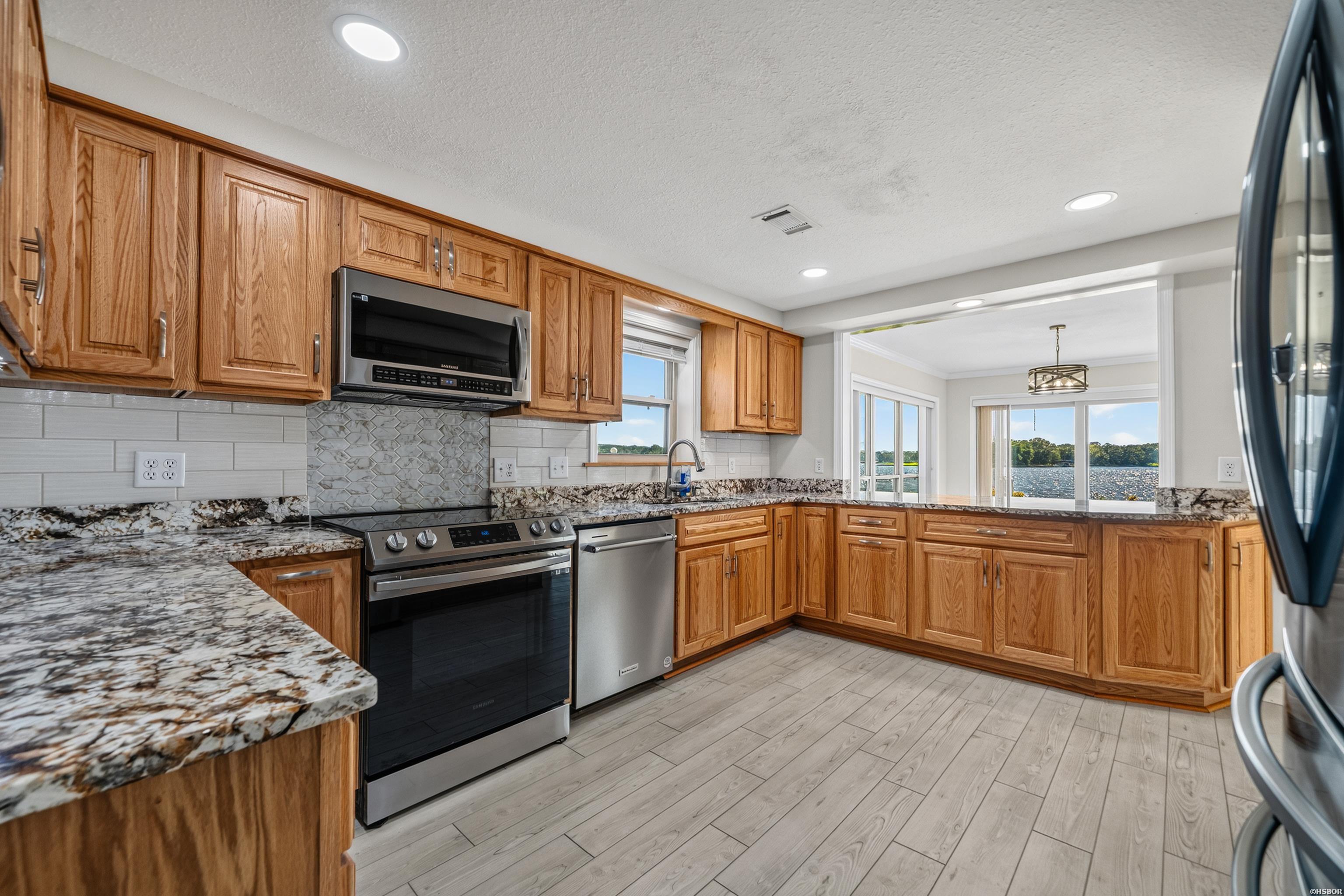 1201 Lakeshore Drive Property Photo 20