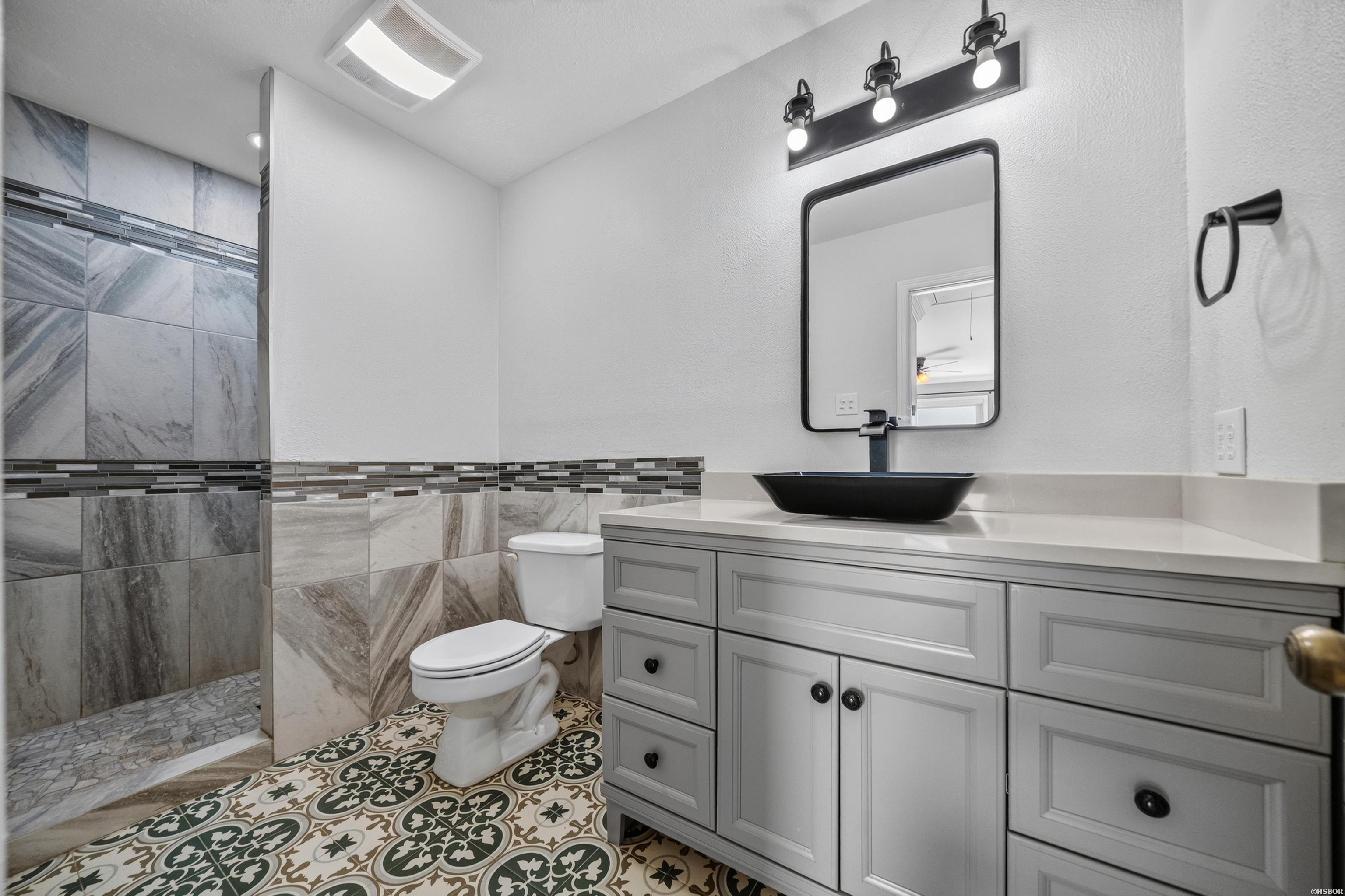 1201 Lakeshore Drive Property Photo 34