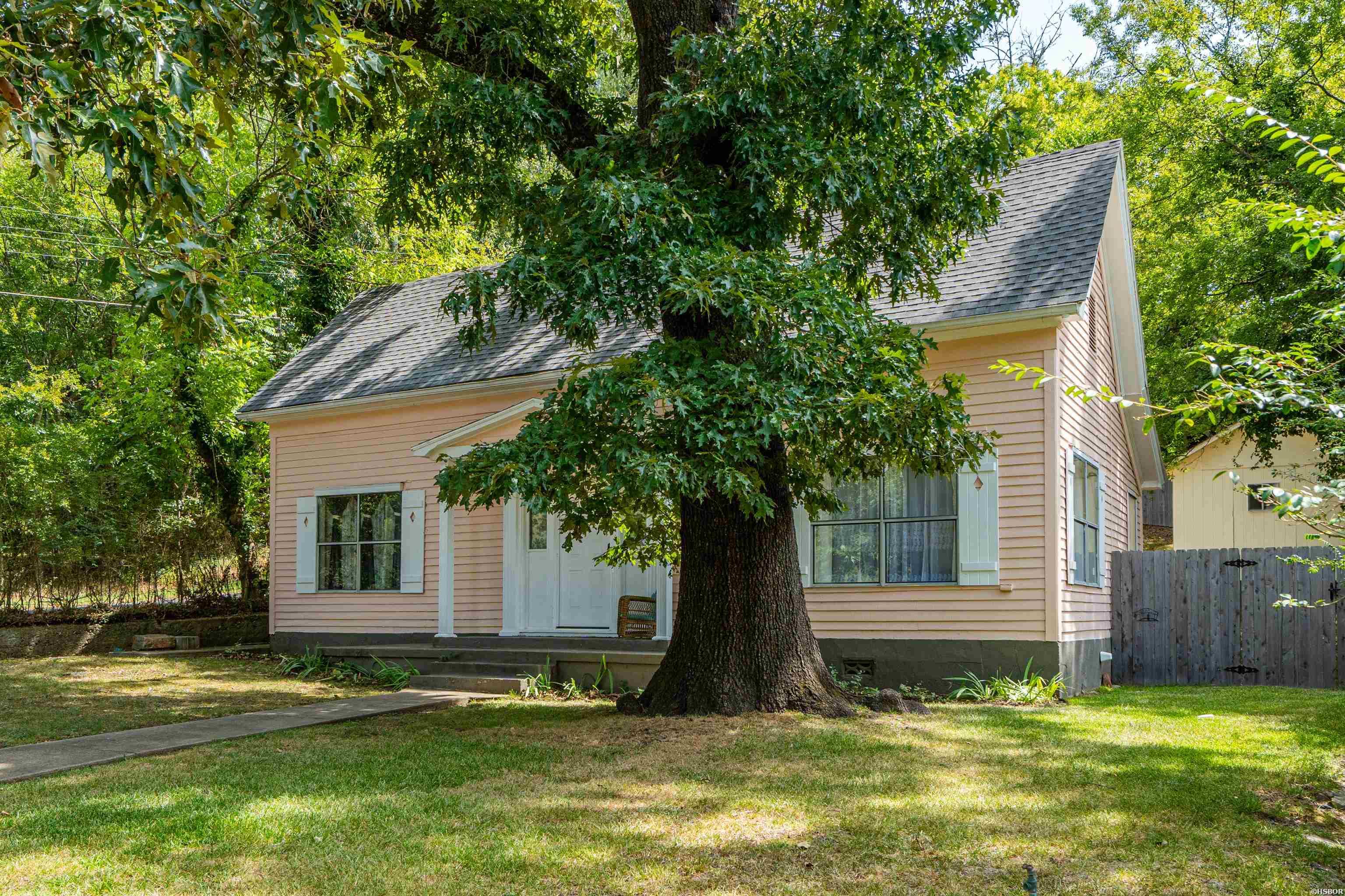 402 Pullman Avenue Property Photo 45