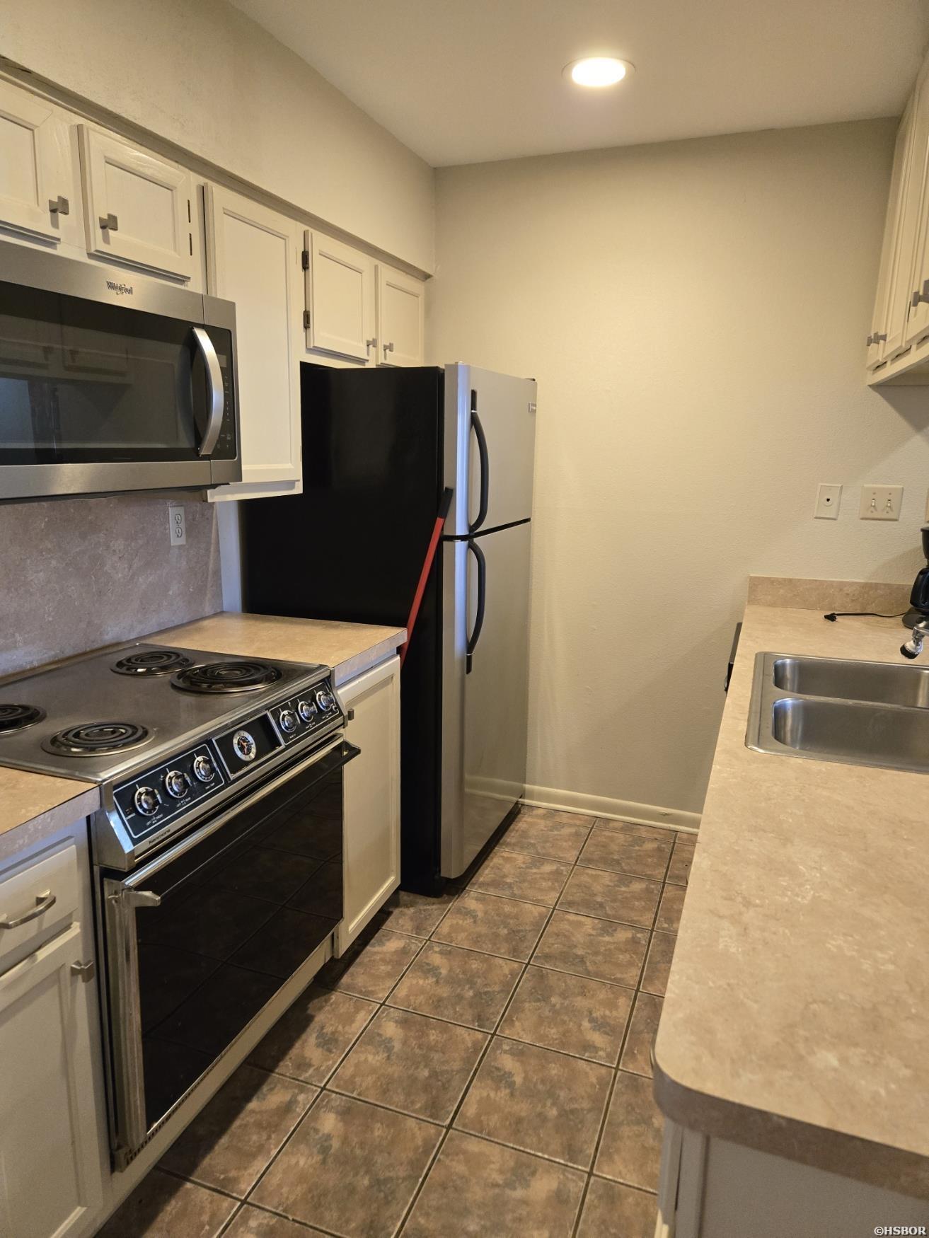5371 Central Property Photo 12