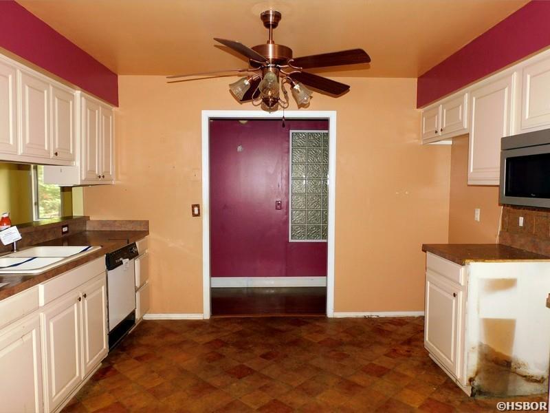 7 Banda Place Property Photo 13
