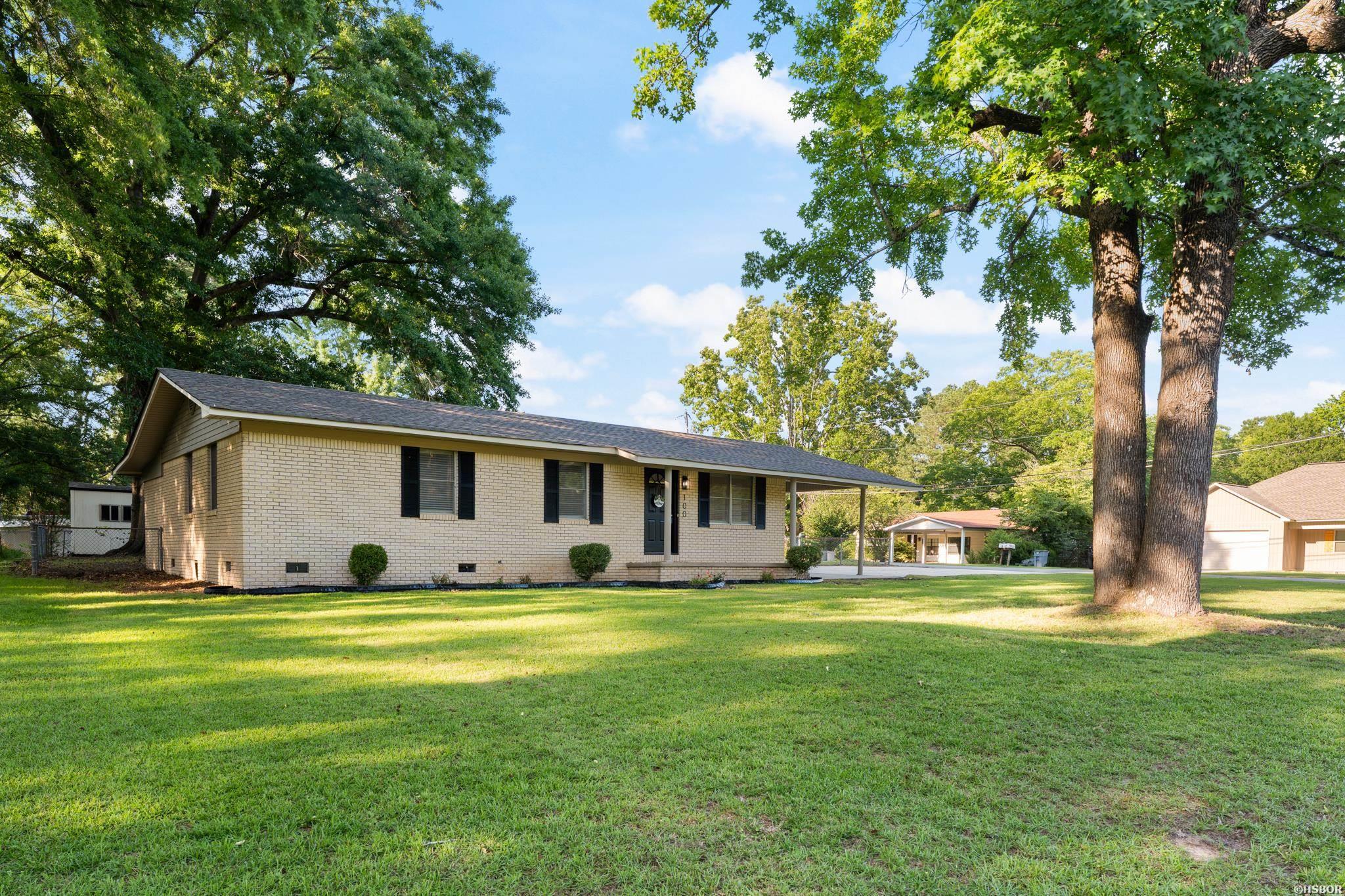100 W Sunset Drive Property Photo 4