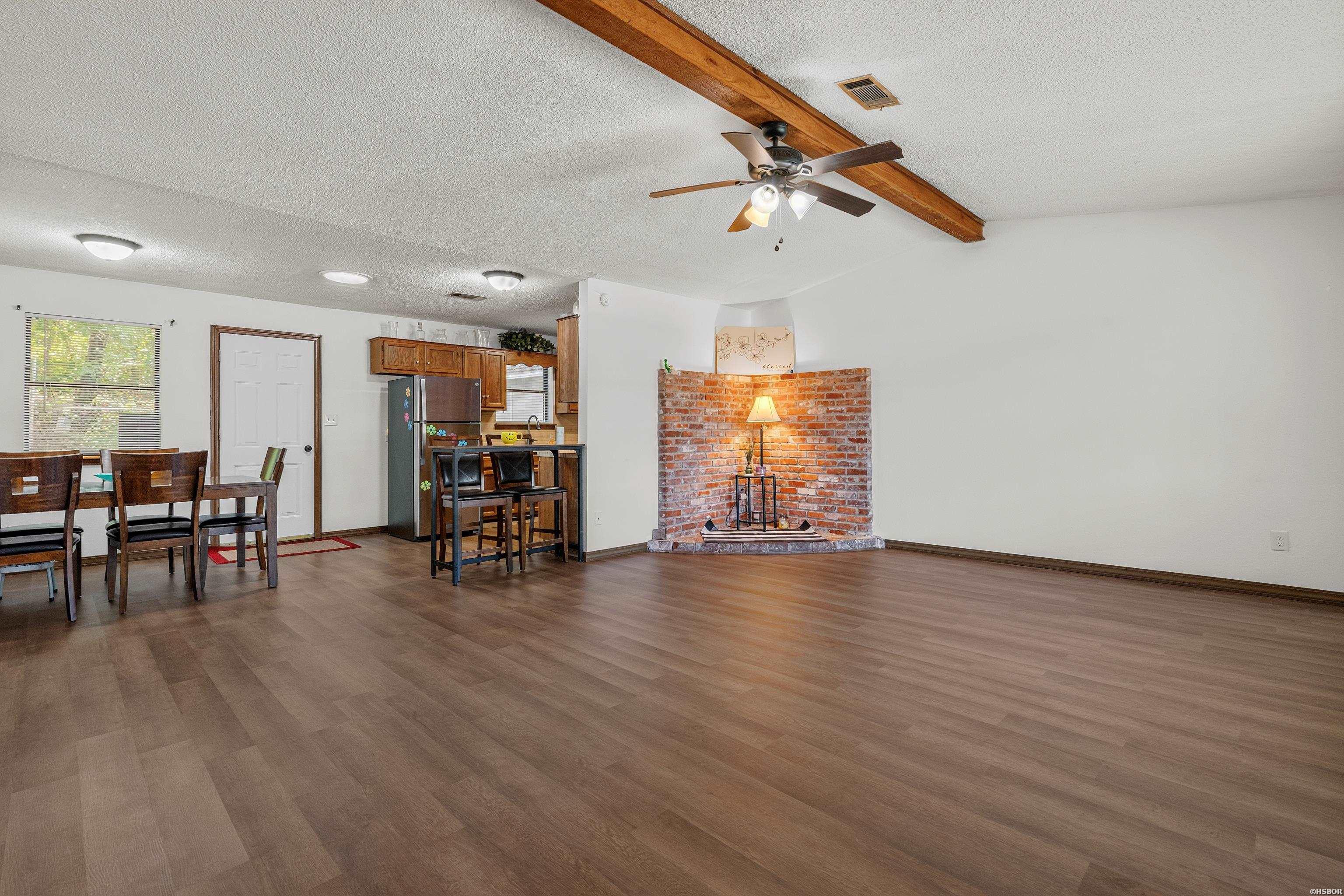 220 Long Beach Property Photo 2