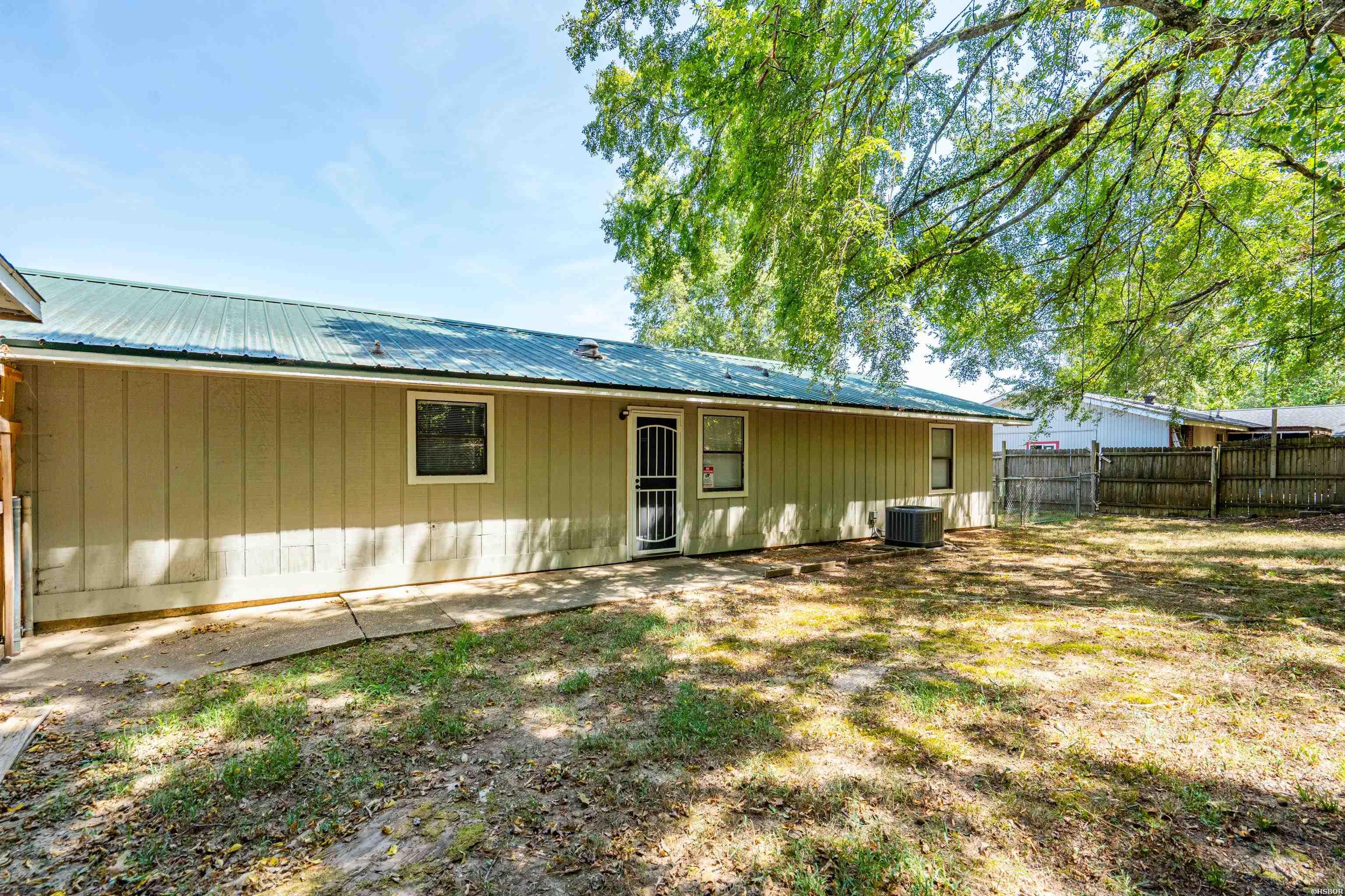 220 Long Beach Property Photo 23